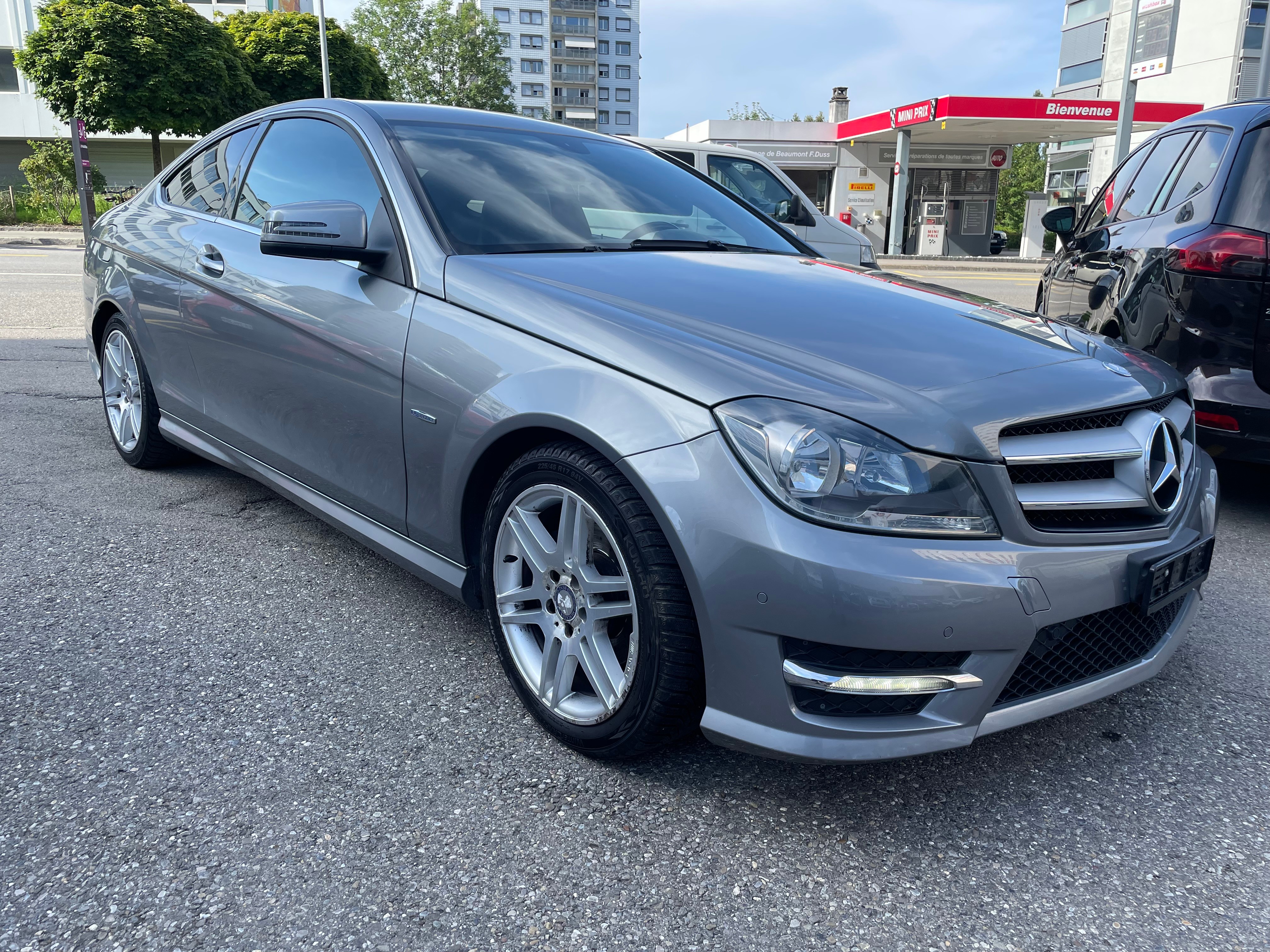 MERCEDES-BENZ C 180 Coupé 7G-Tronic