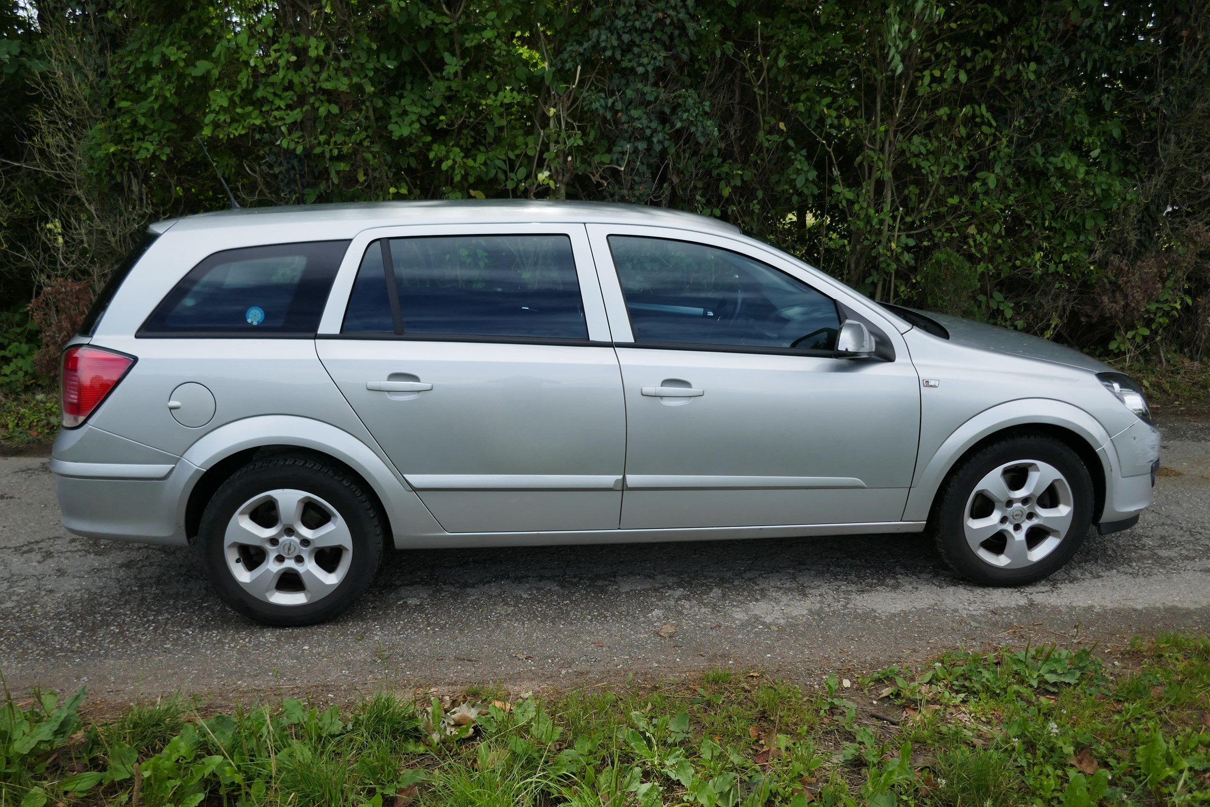 OPEL Astra Caravan 1.6i 16V TP Enjoy