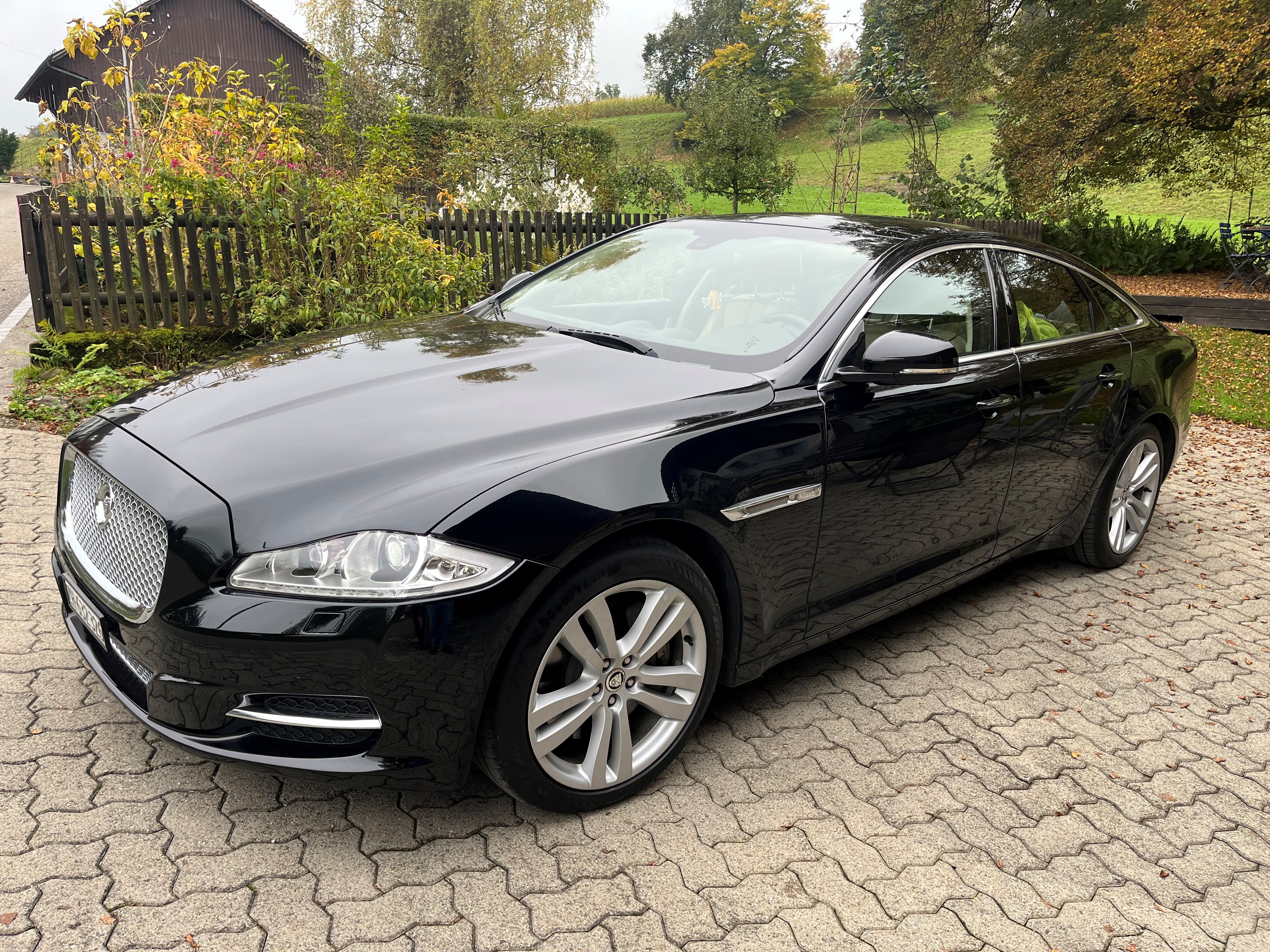 JAGUAR XJ 3.0 V6 S/C Portfolio Automatic AWD