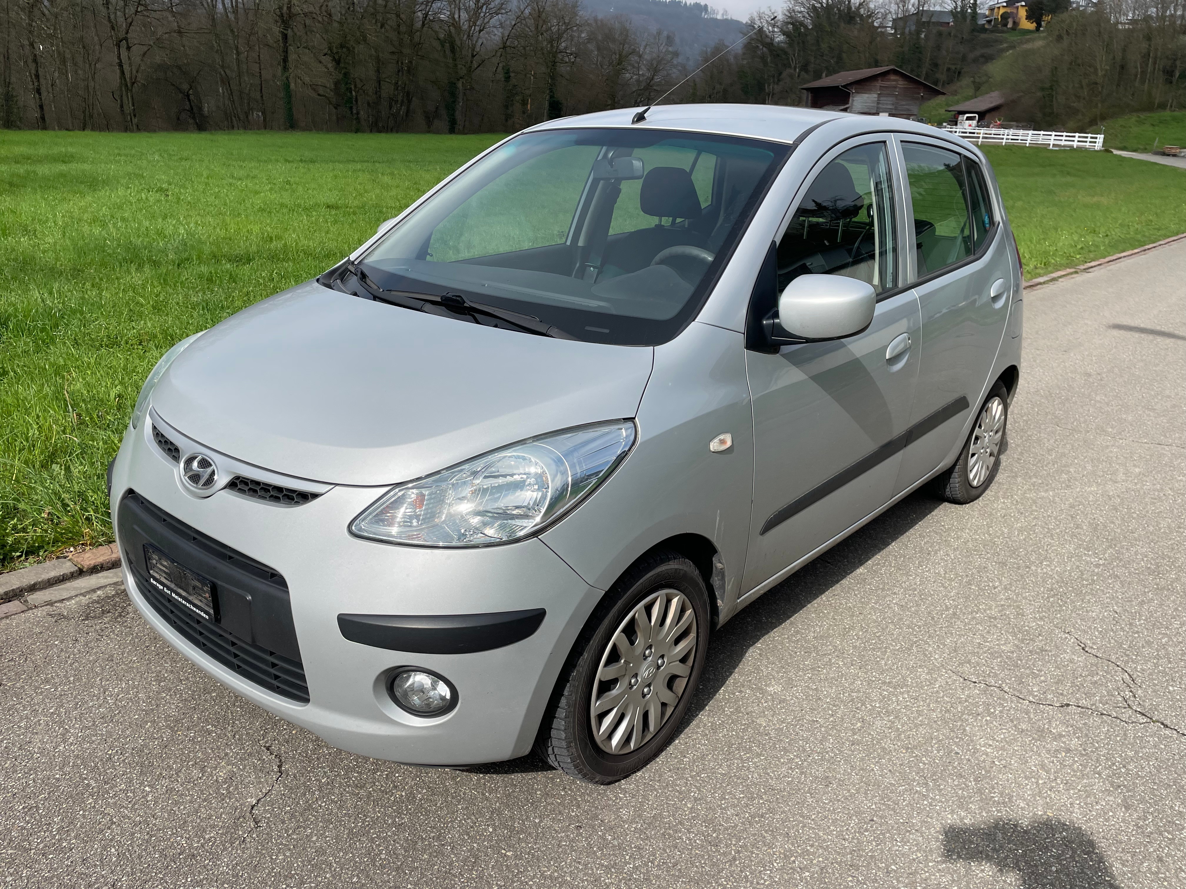 HYUNDAI i10