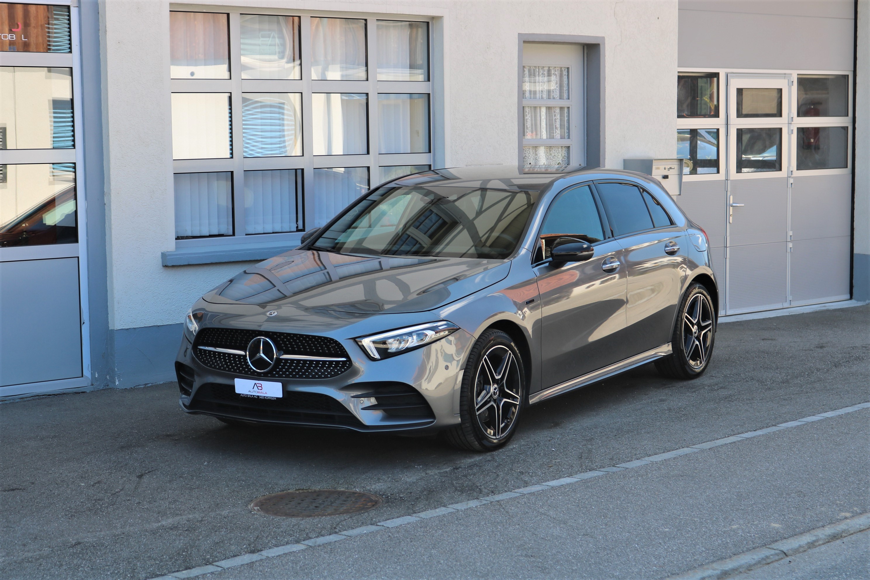 MERCEDES-BENZ A 250e AMG Line 8G-DCT MSI+