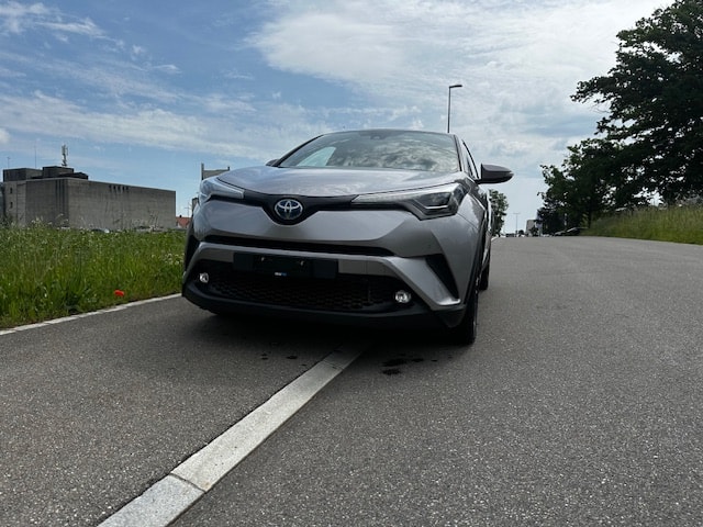 TOYOTA C-HR 1.8 HSD Trend CVT