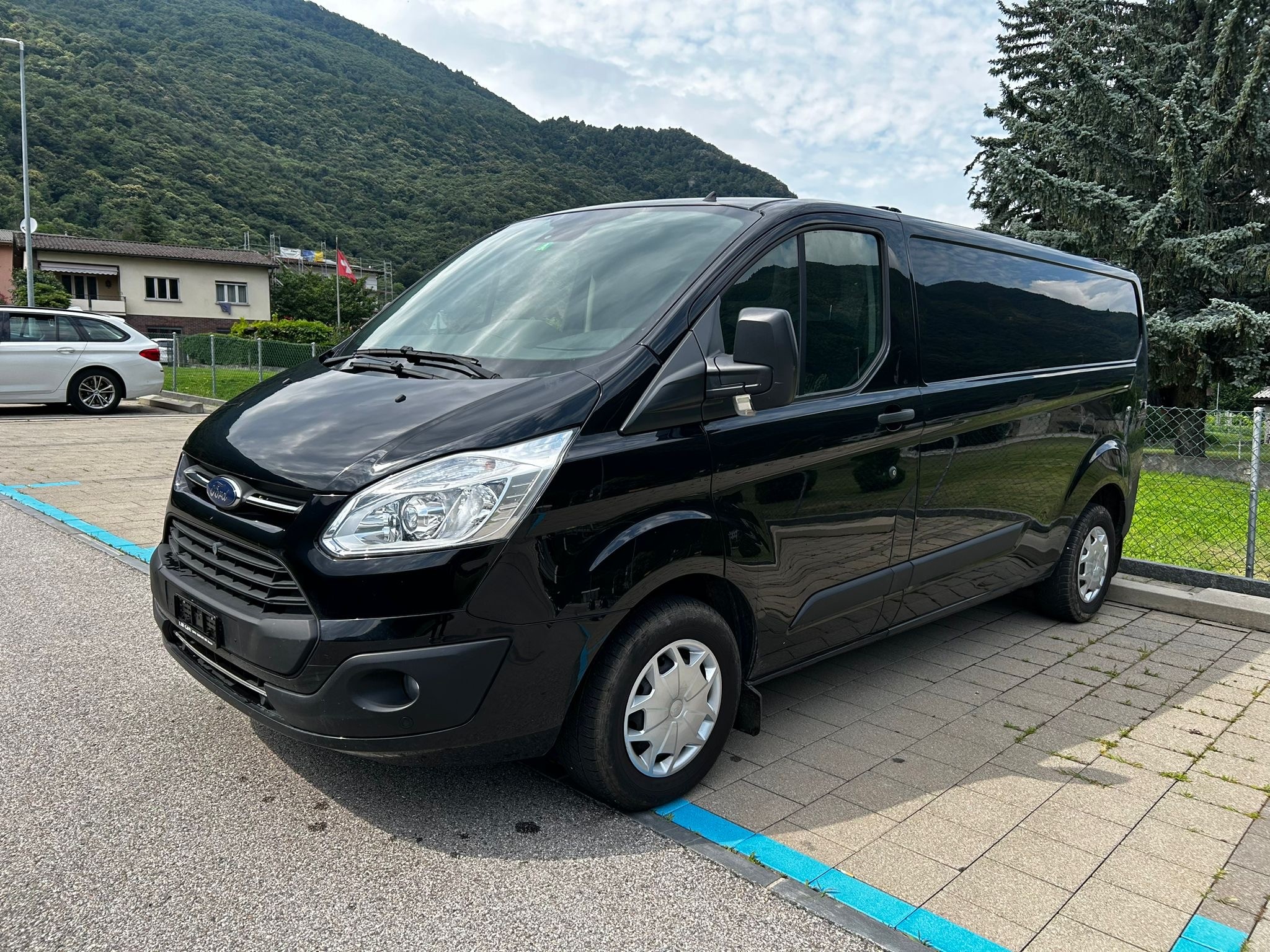 FORD Transit Custom Van 290 L2H1 Trend SelectShift A