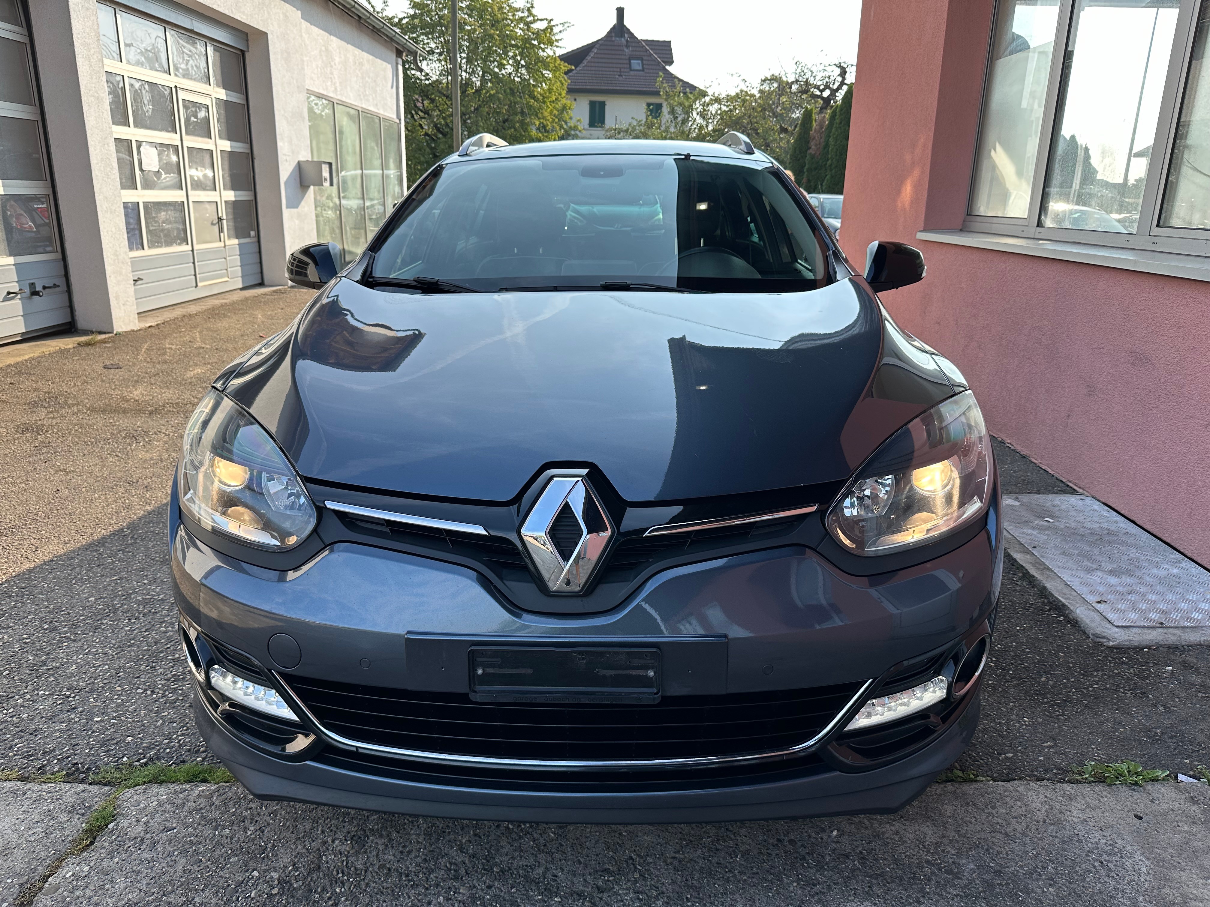 RENAULT Mégane Grandtour 1.2 16V Turbo Bose EDC