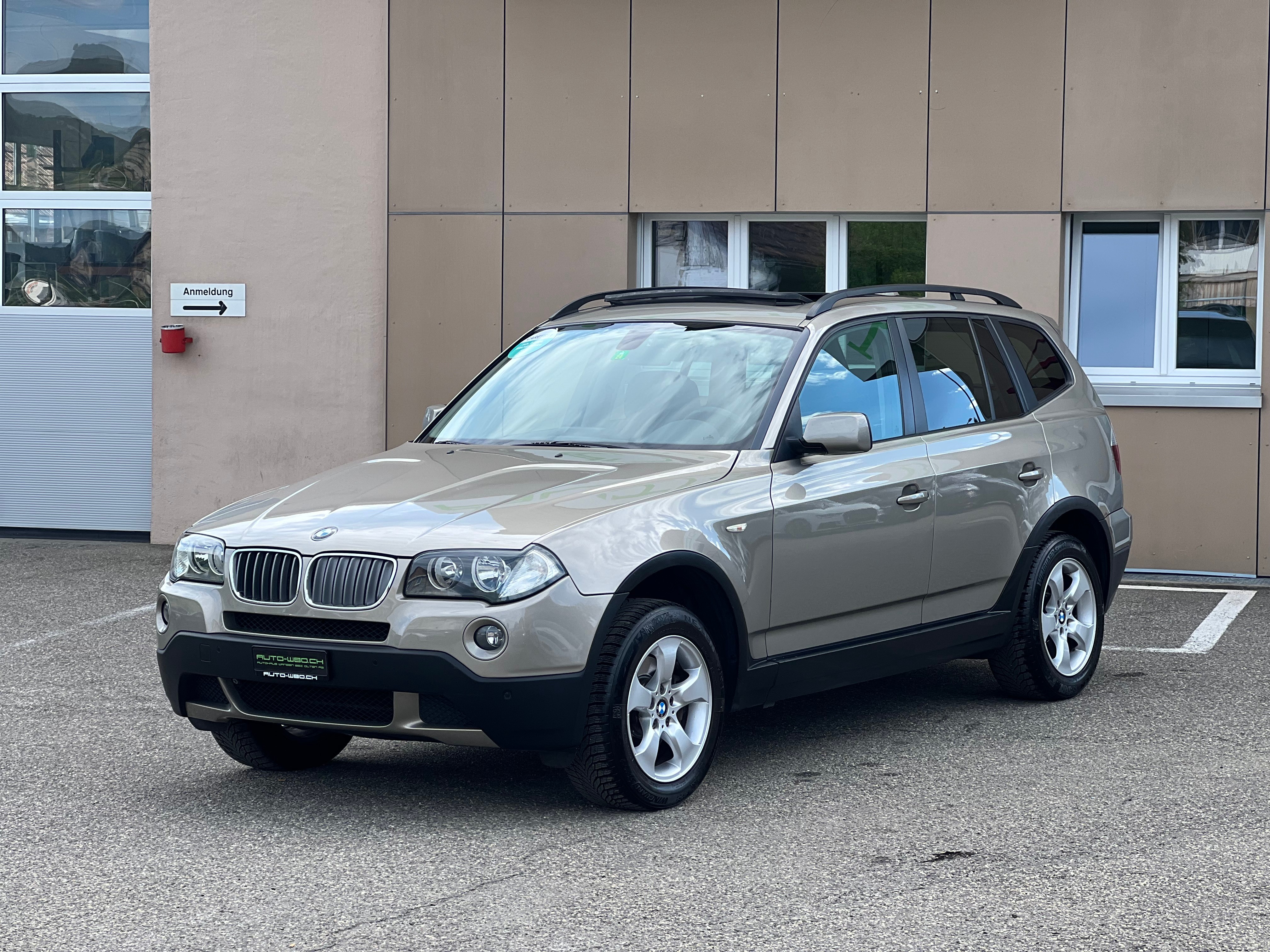 BMW X3 xDrive 30i (3.0si)