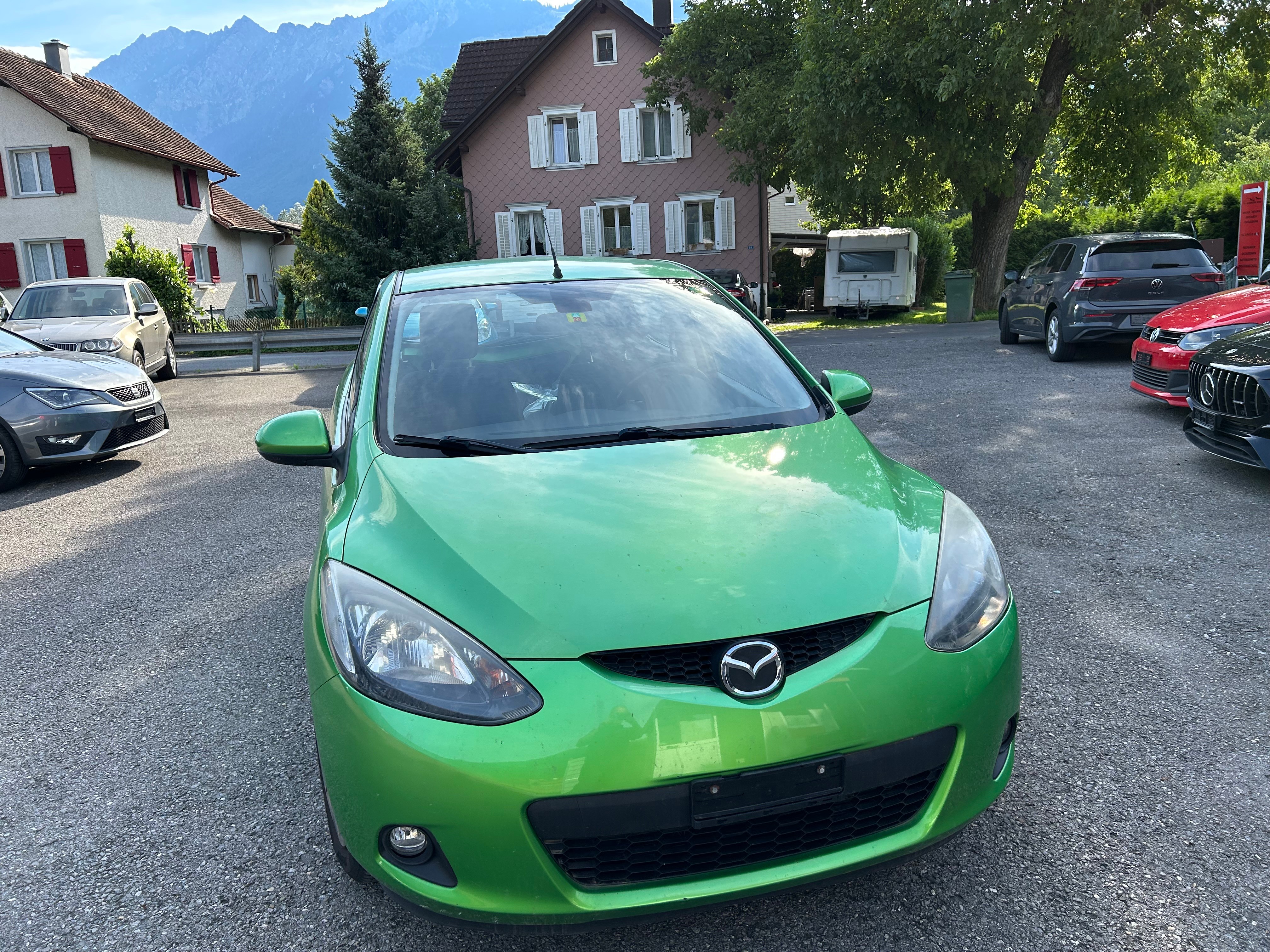 MAZDA 2 1.3i 16V Exclusive