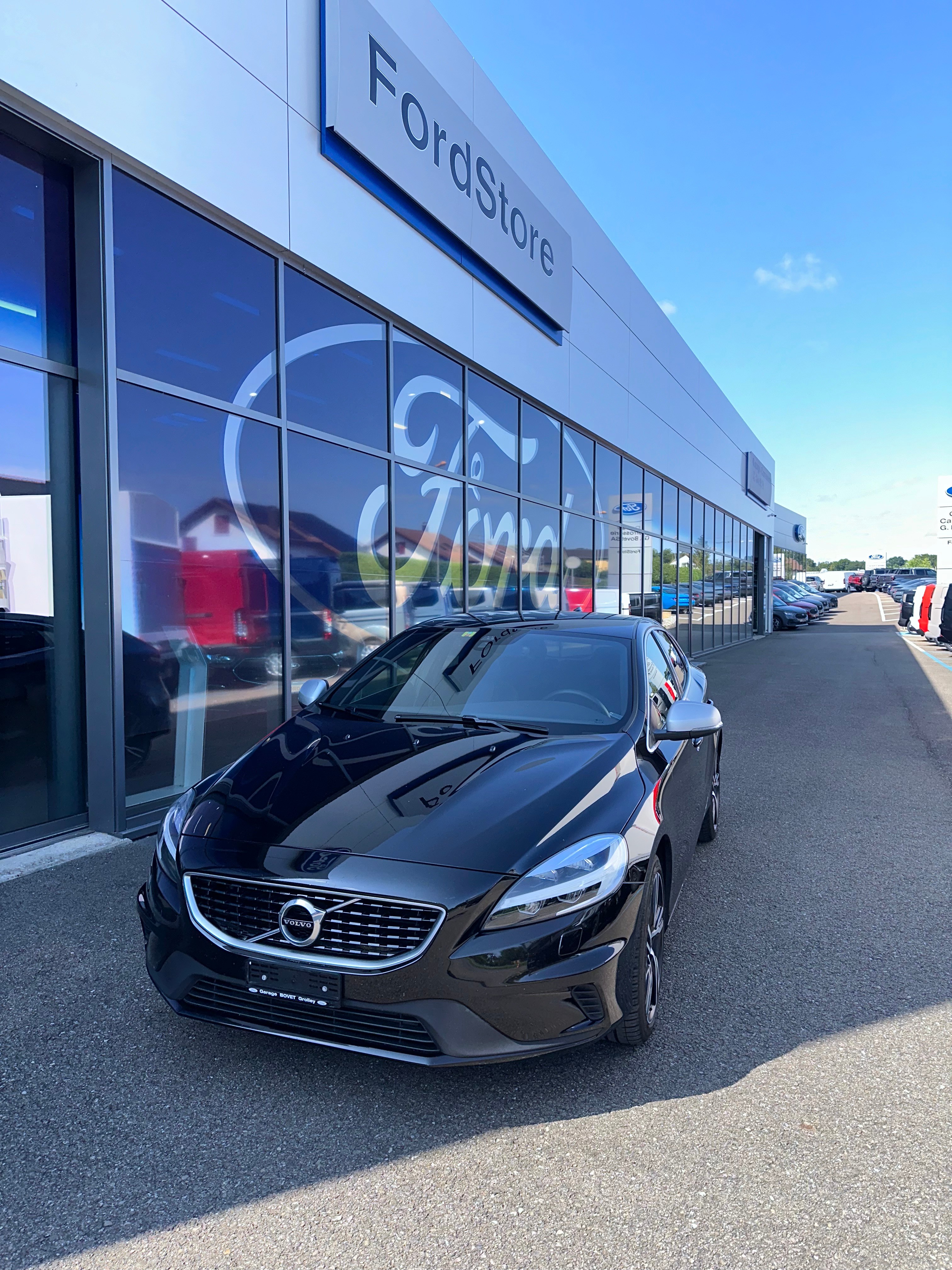 VOLVO V40 2.0 T2 R-Design S/S