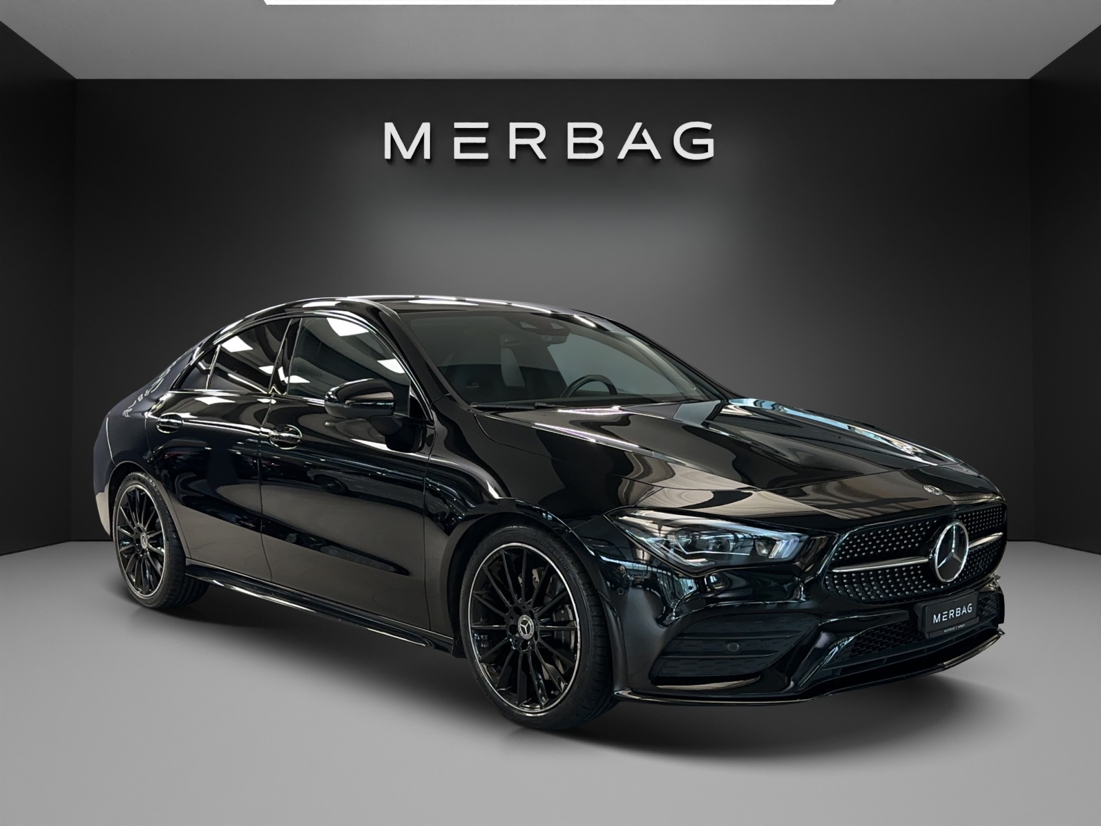 MERCEDES-BENZ CLA 250 AMG Line 4Matic