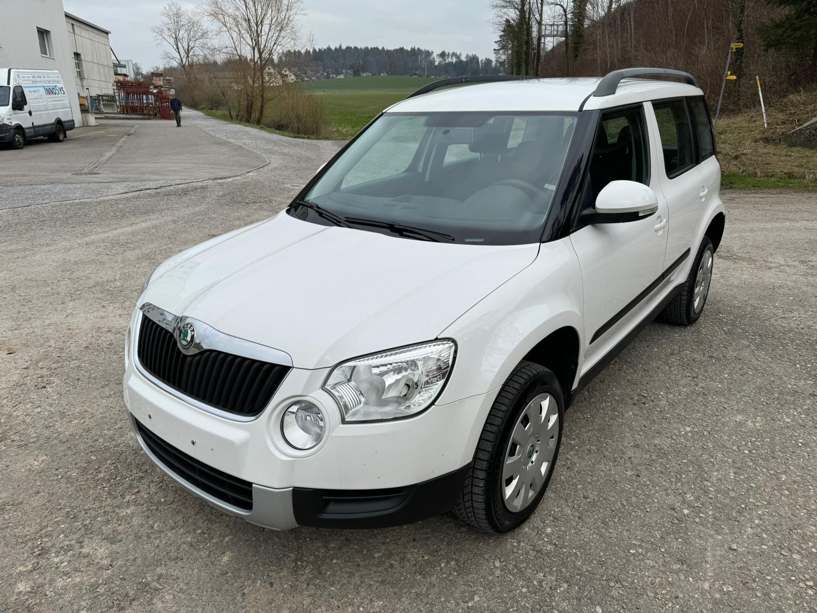 SKODA Yeti 1.8 TSI Entry 4x4