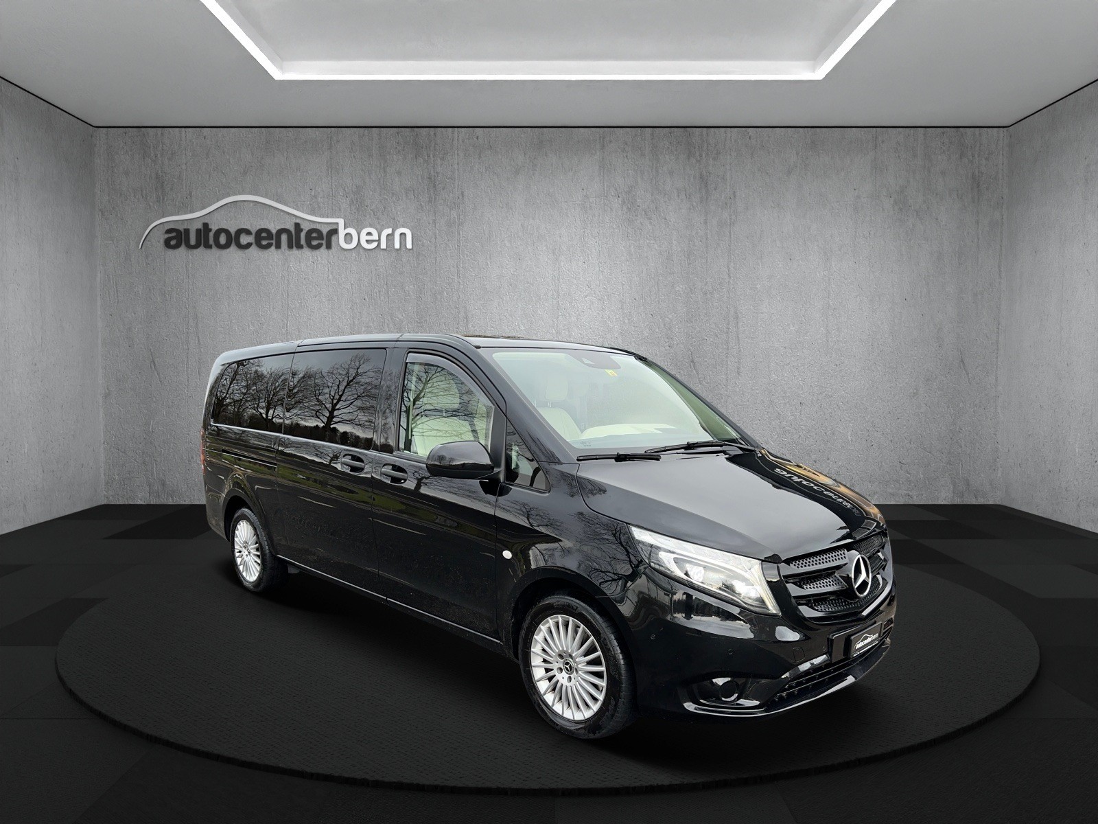 MERCEDES-BENZ Vito 119 BlueTEC Tourer Base EL 4Matic 7G-Tronic