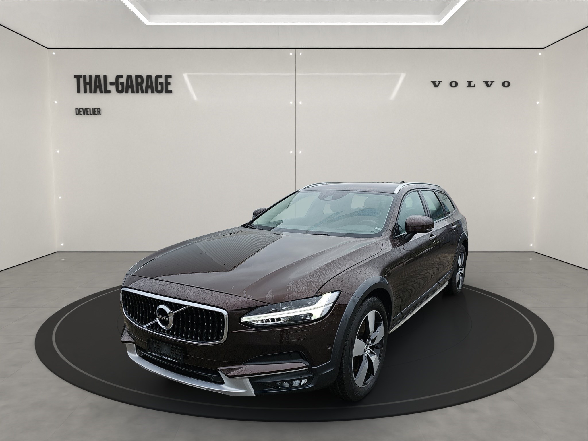 VOLVO V90 Cross Country 2.0 D5 AWD