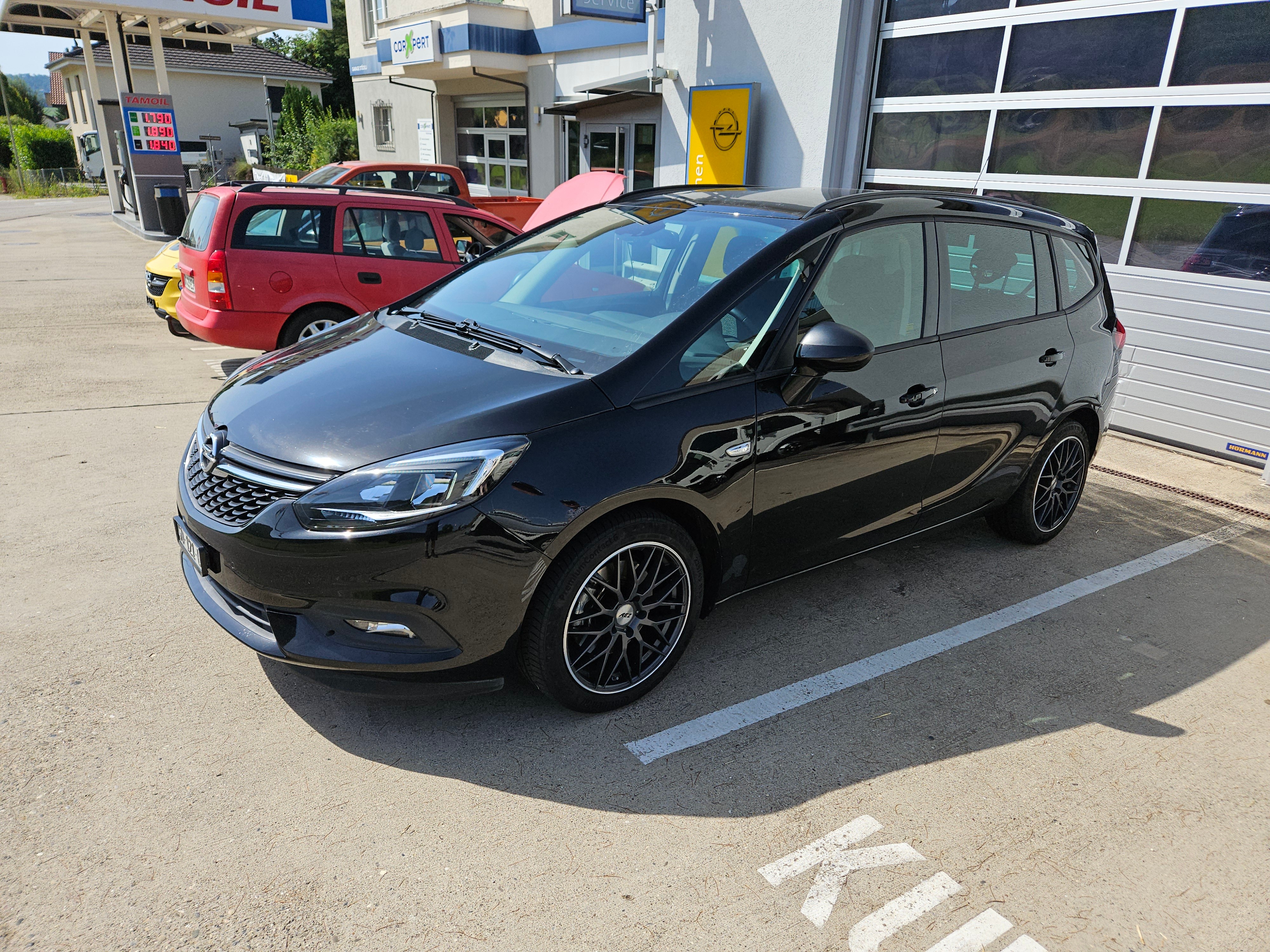 OPEL Zafira 1.6i Turbo Enjoy Automatic