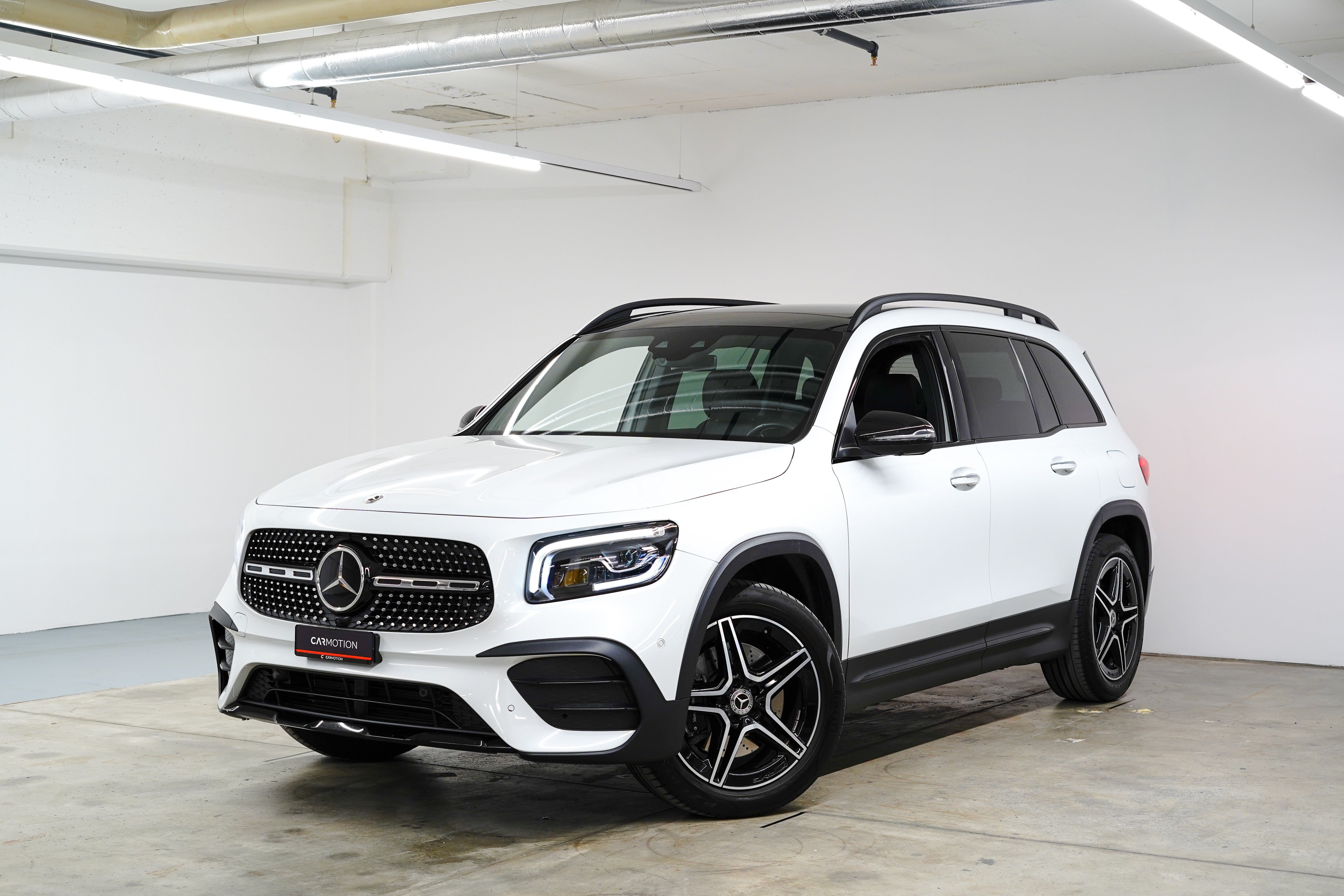 MERCEDES-BENZ GLB 220 d AMG Line 4matic