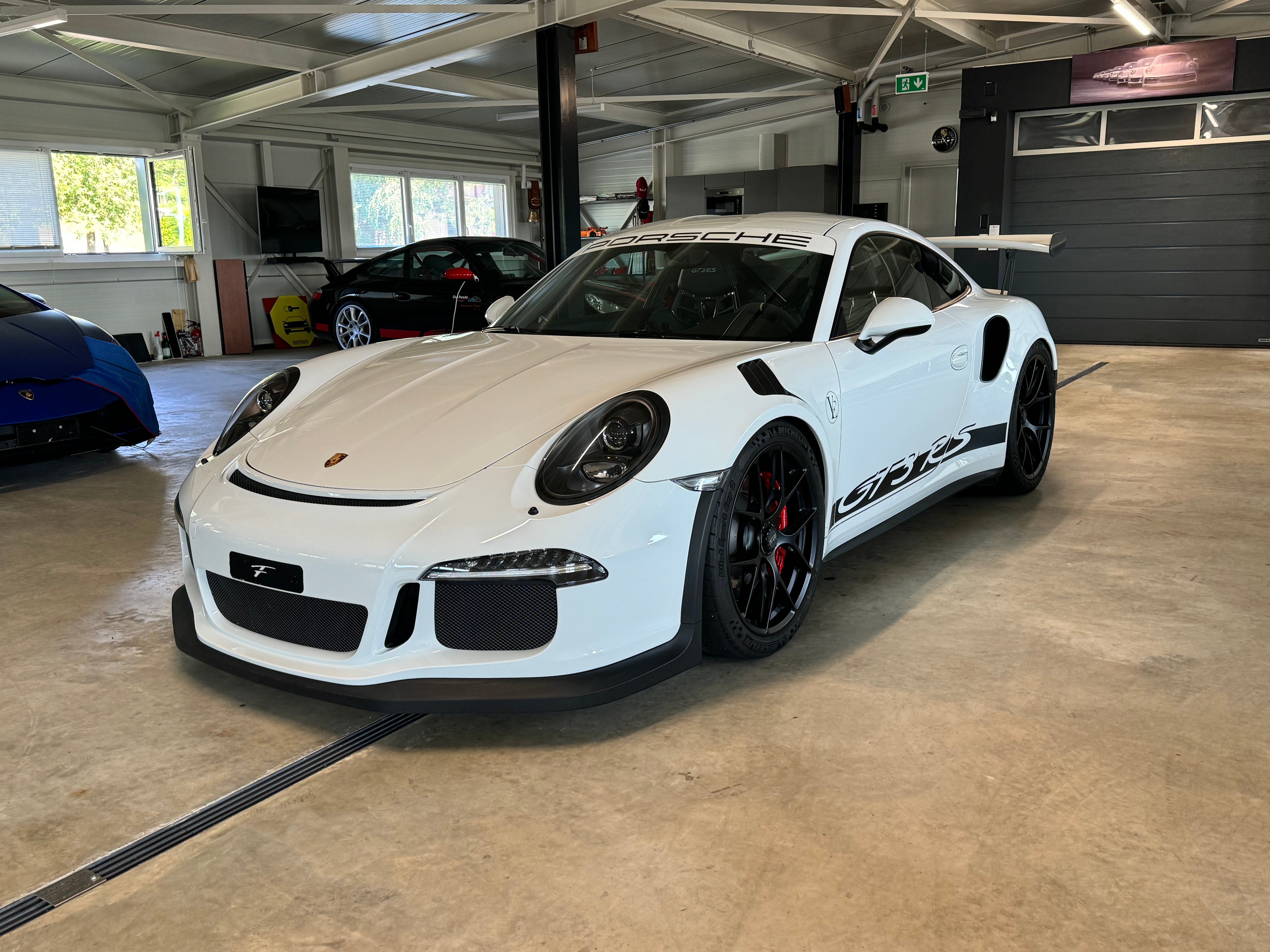 PORSCHE 911 GT3 RS PDK