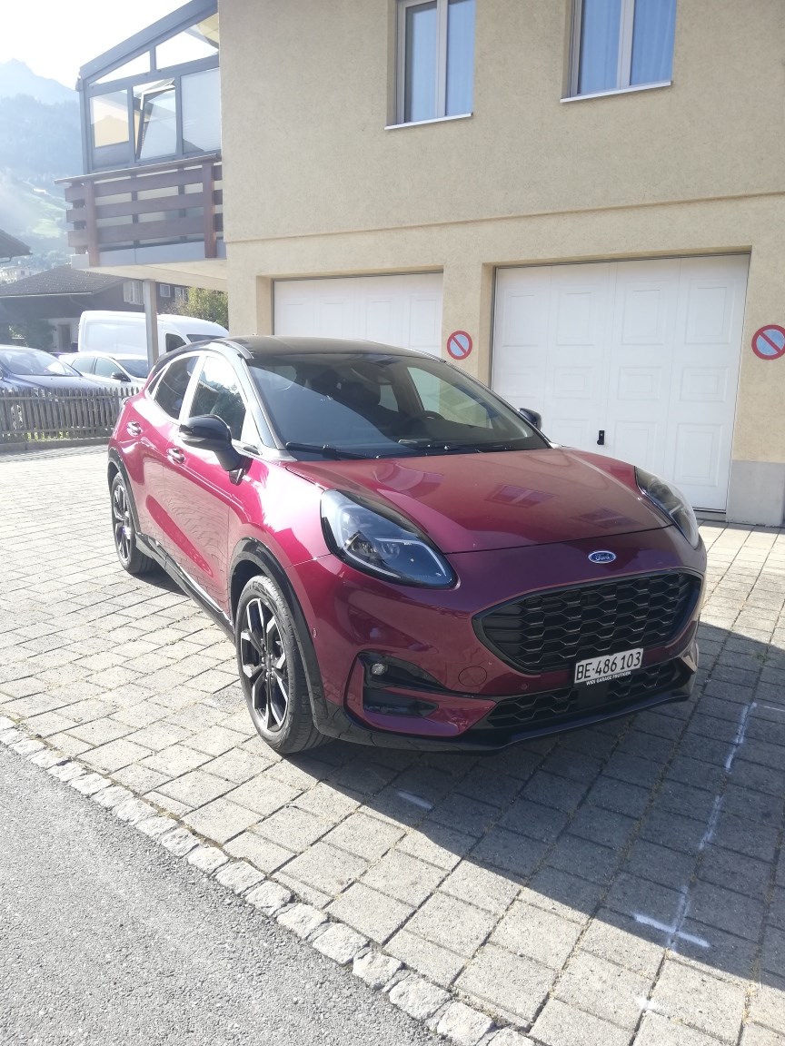 FORD Puma 1.0 EcoB Hybrid 125 Vivid Ruby Edition