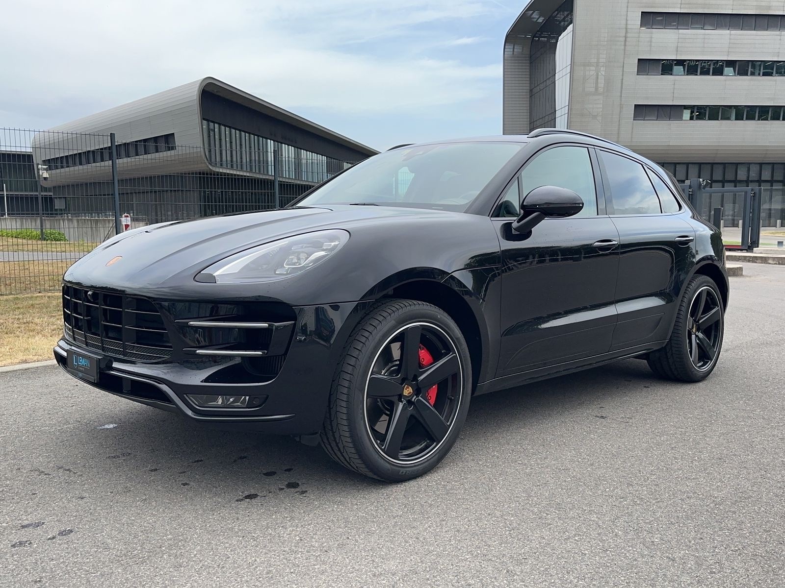 PORSCHE Macan Turbo Performance PDK