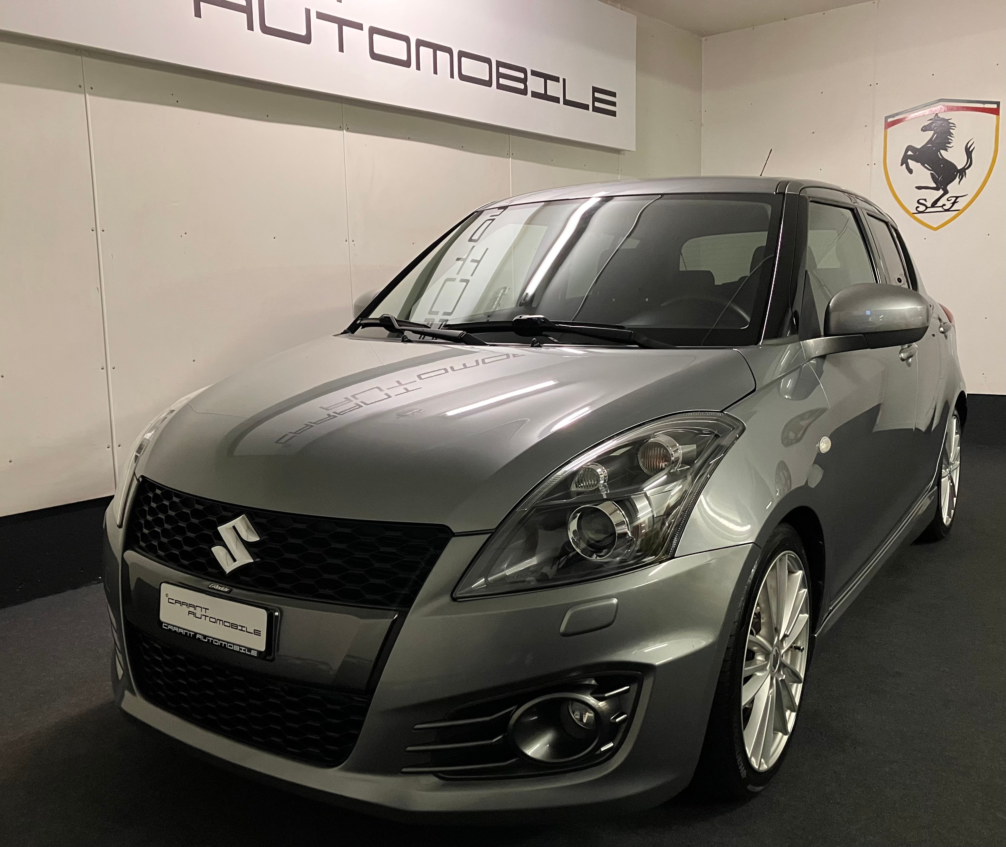 SUZUKI Swift 1.6i 16V Sport Sergio Cellano Top