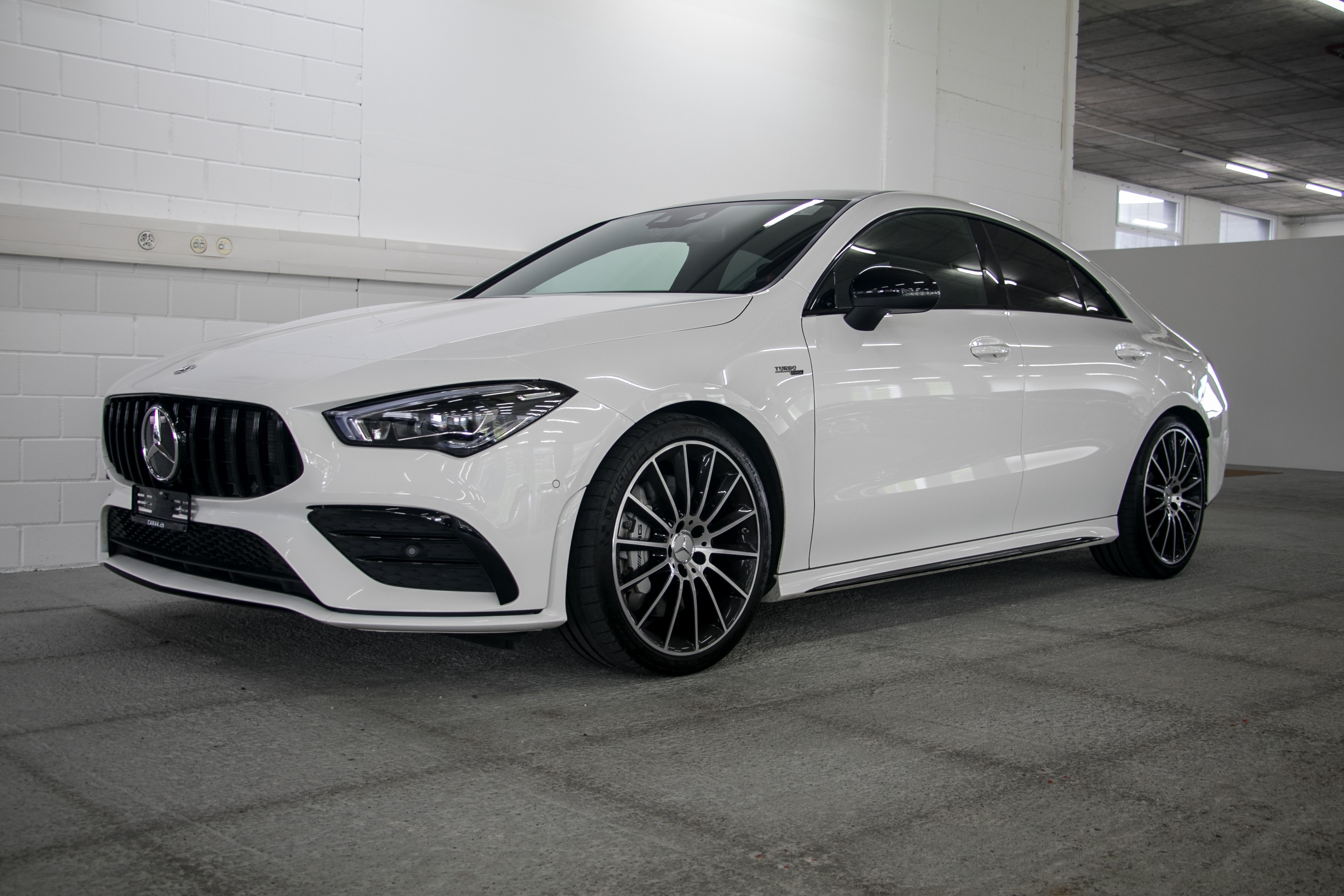 MERCEDES-BENZ CLA 35 AMG 4Matic 7G-DCT