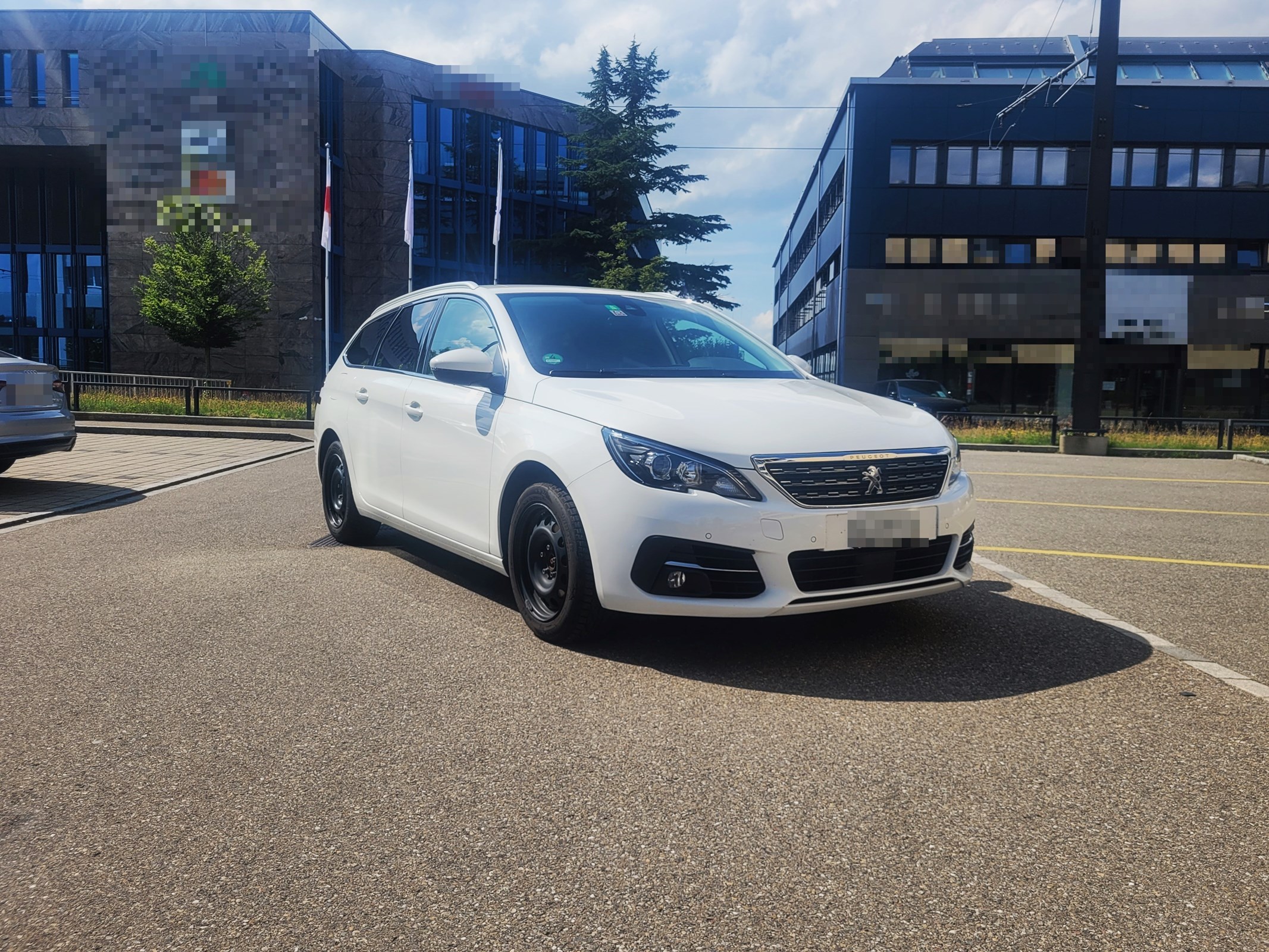 PEUGEOT 308 SW 1.5 BlueHDI Allure Pack EAT8