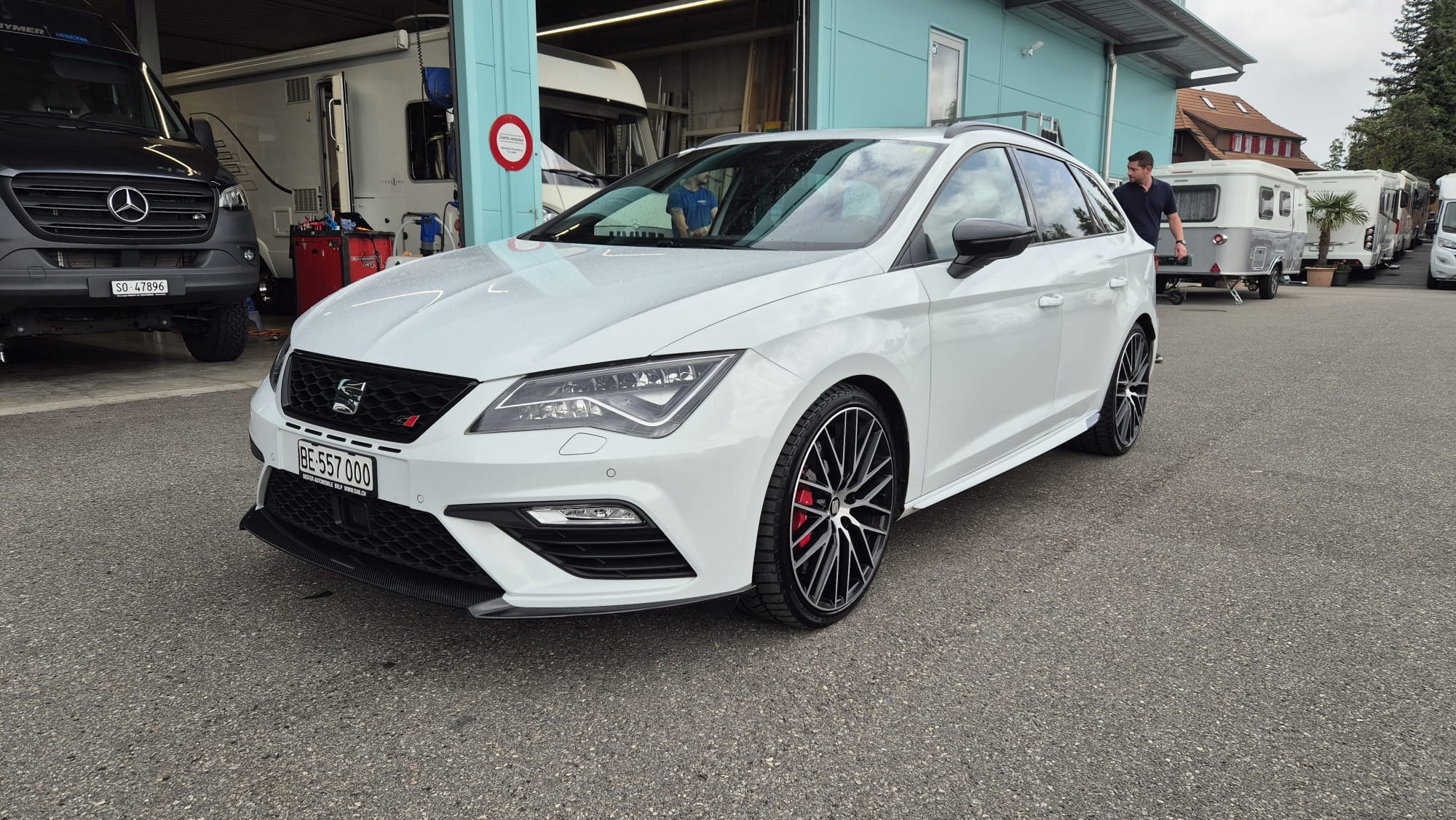 SEAT Leon ST 2.0 TSI Cupra 370 4 Drive DSG