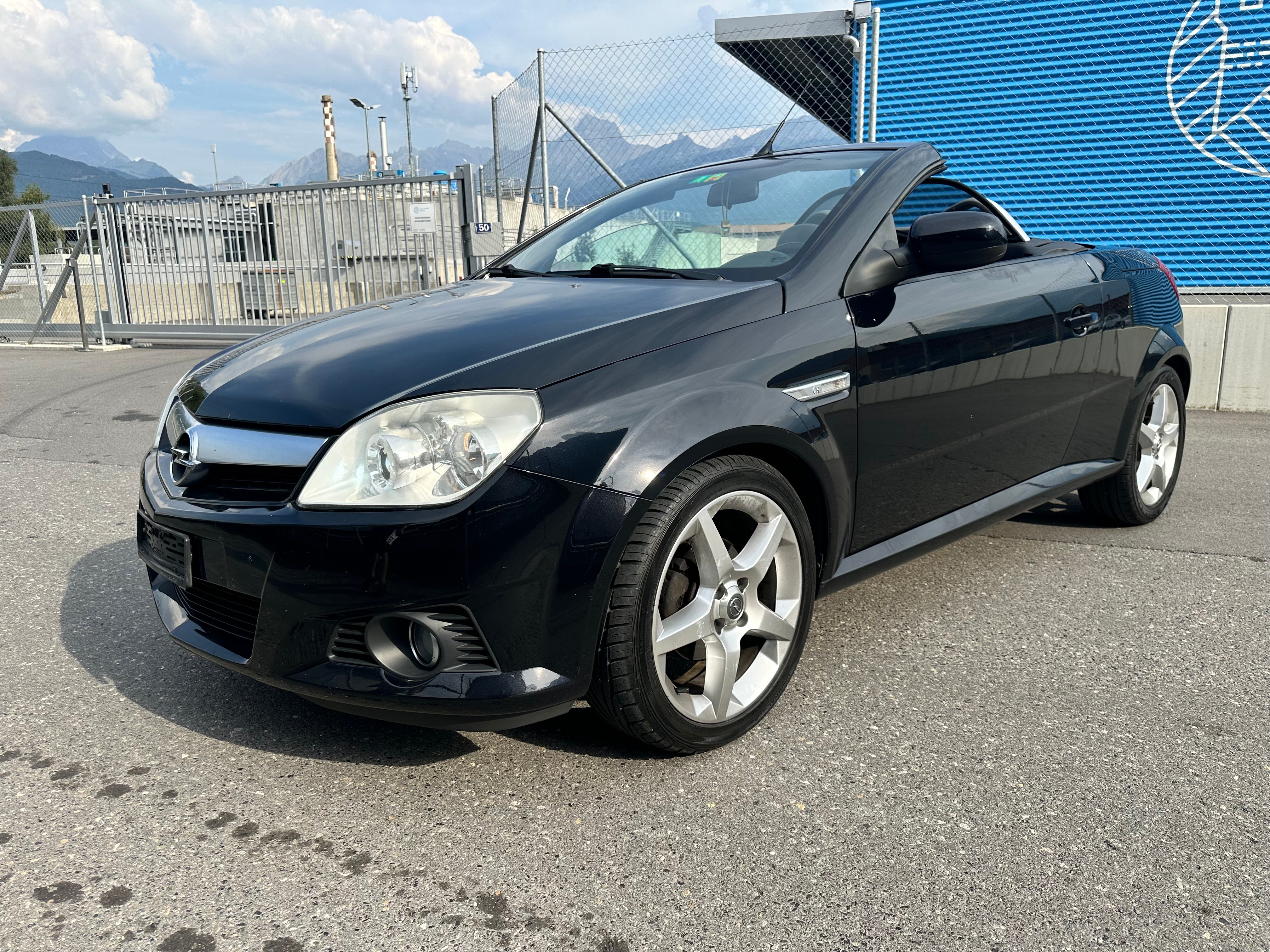 OPEL Tigra 1.8 Cosmo