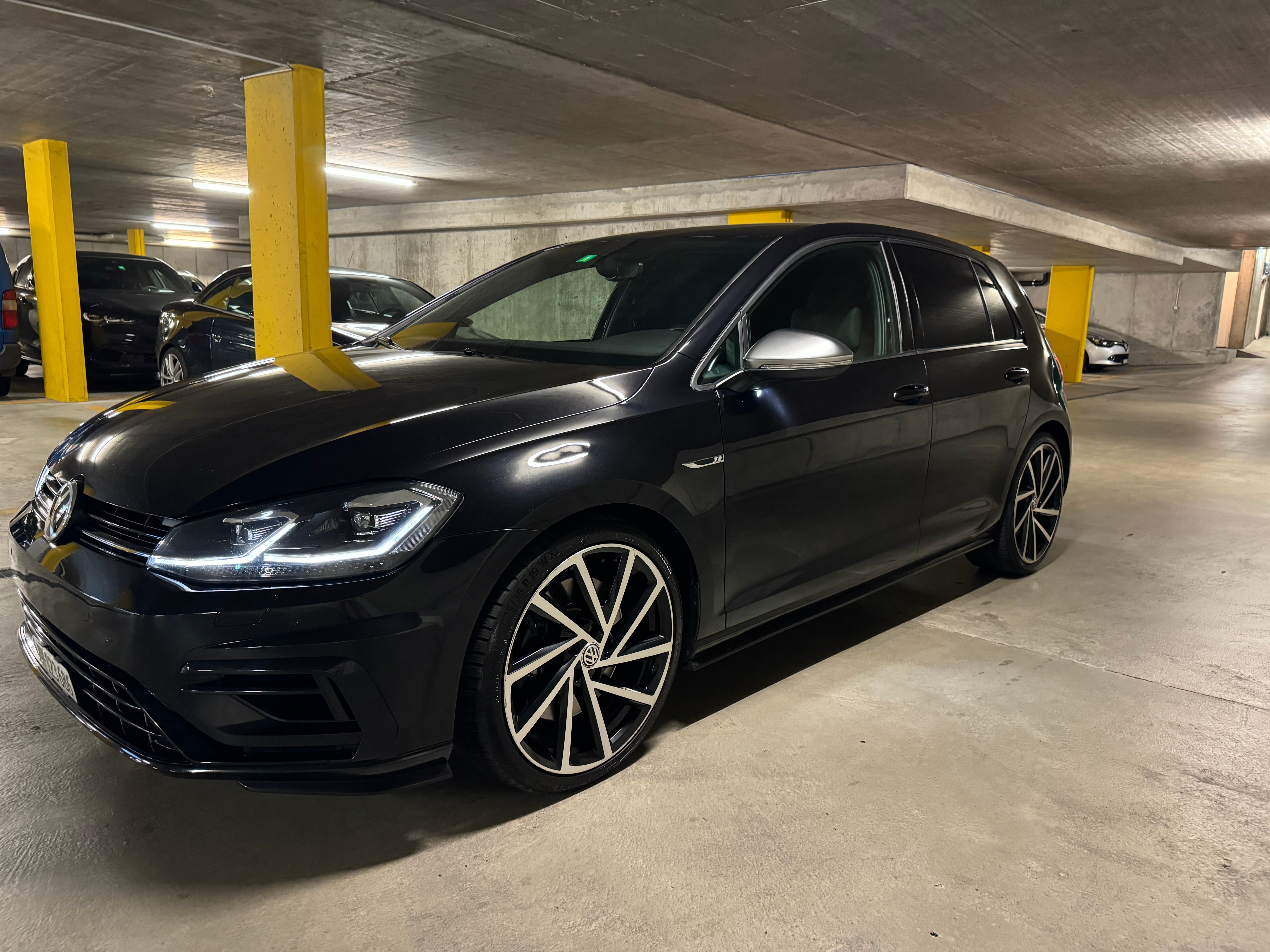 VW Golf 2.0 TSI R 4Motion DSG