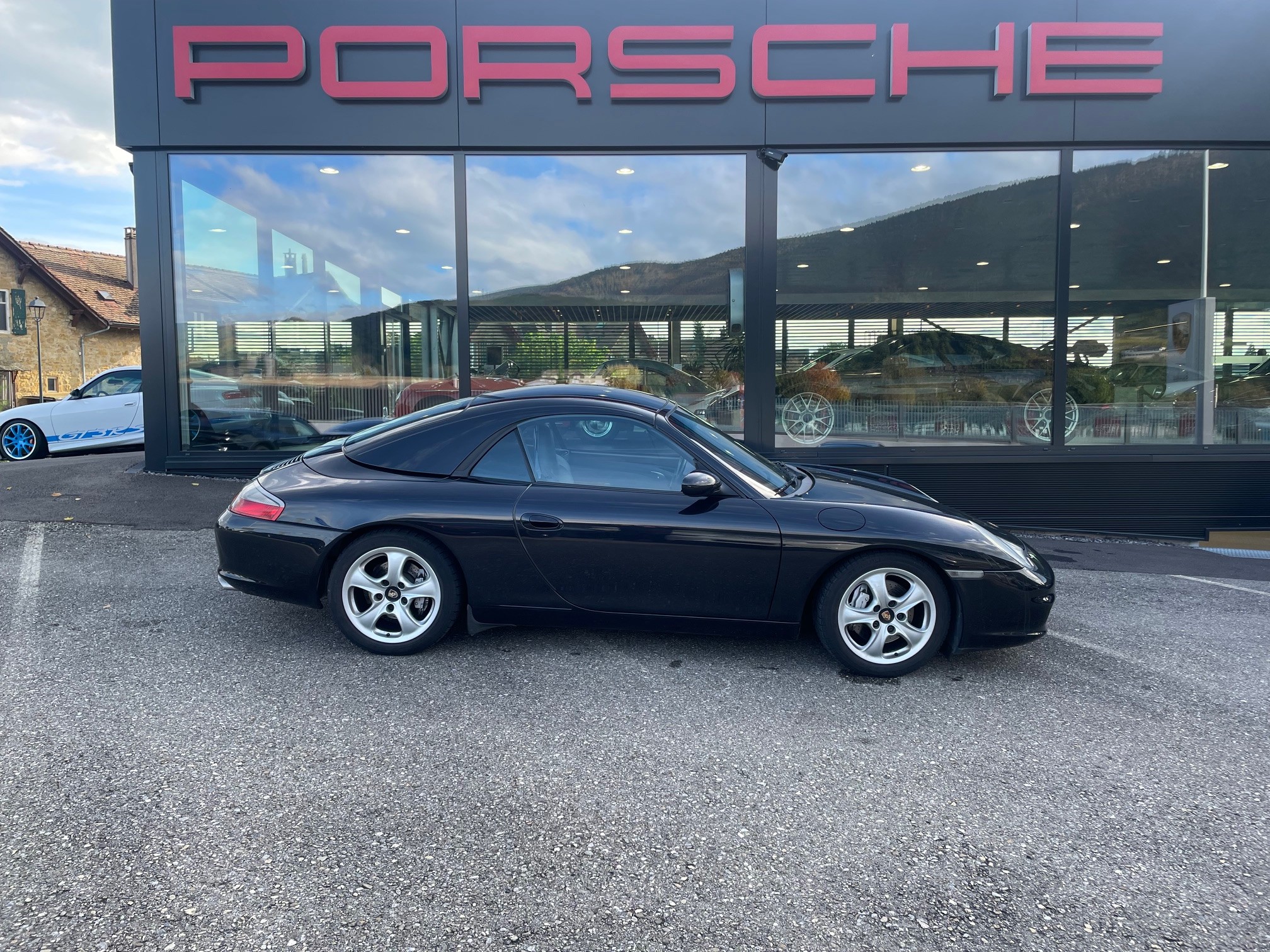 PORSCHE 911 Carrera 4 Cabrio