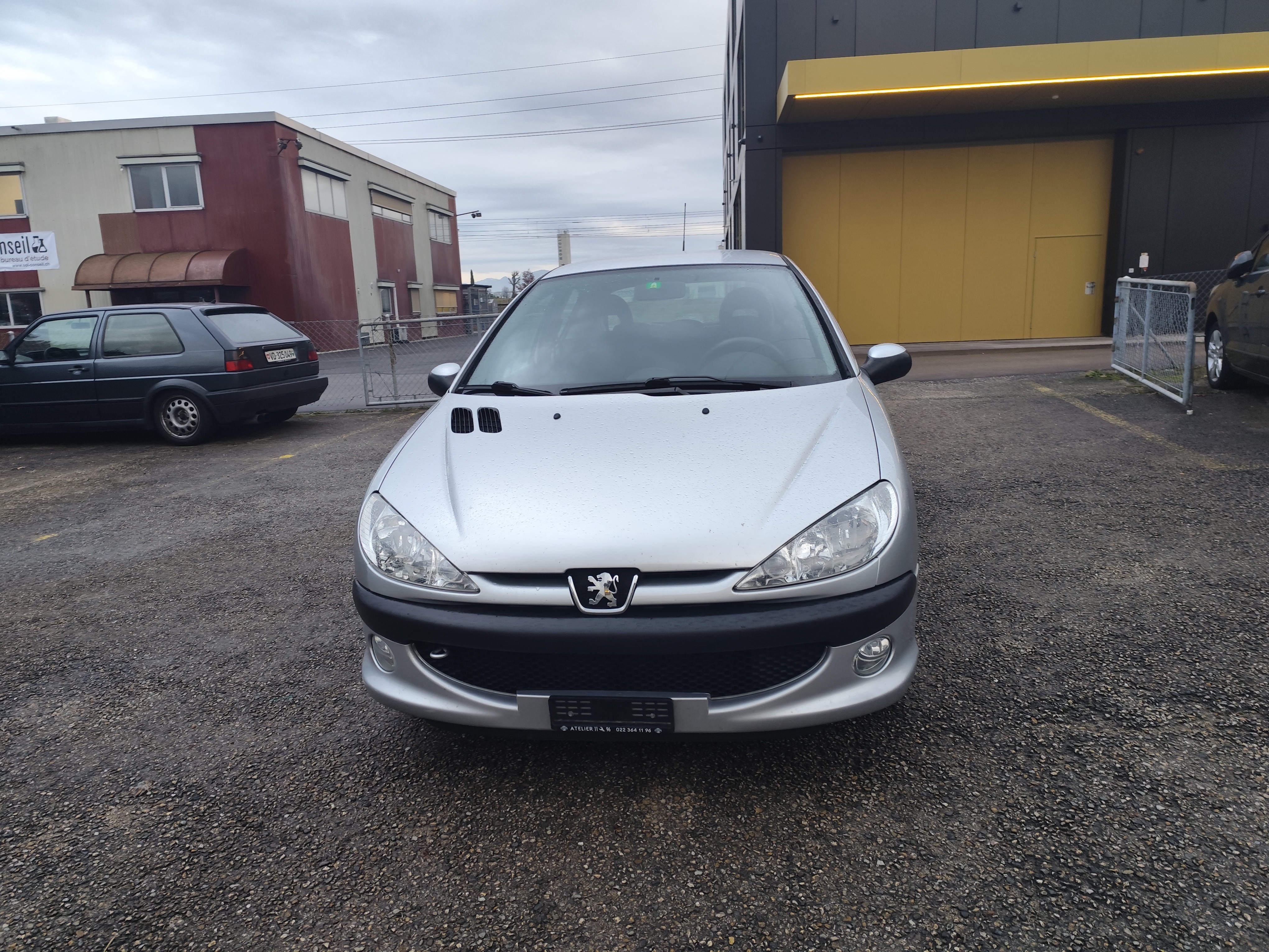 PEUGEOT 206 1.6 16V (XT) Premium