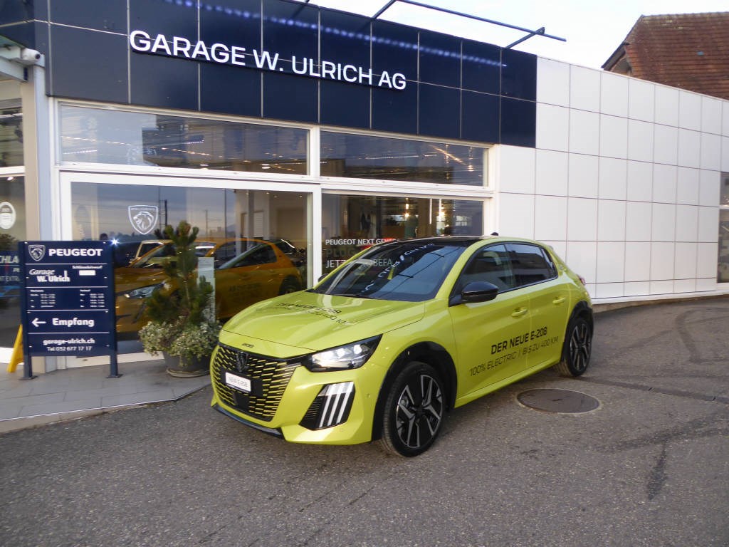 PEUGEOT 208 e-GT