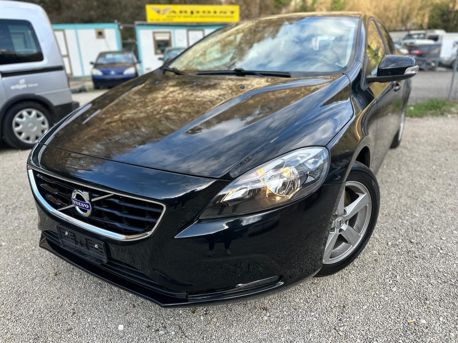 VOLVO V40 D3 Dynamic Edition