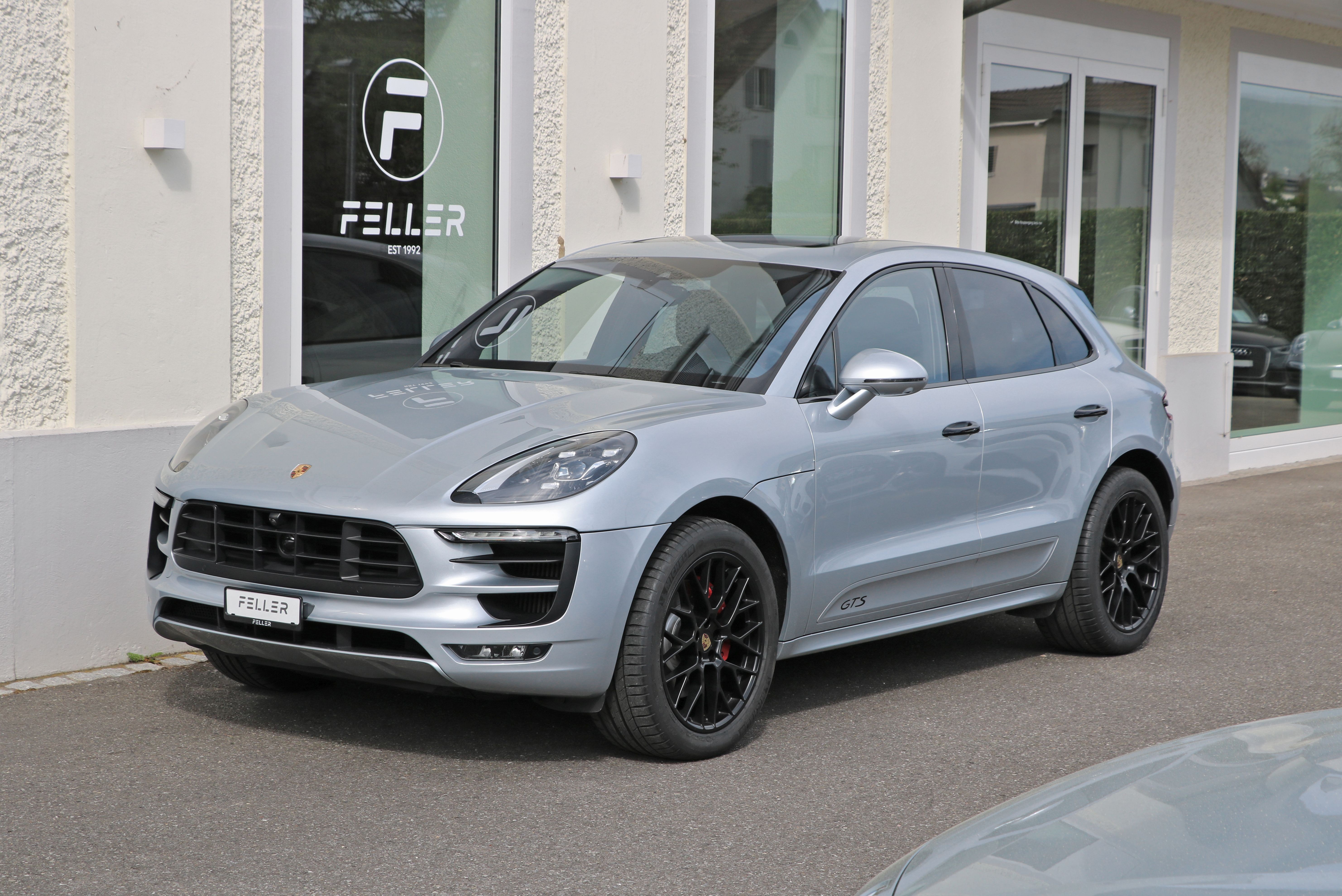 PORSCHE Macan GTS PDK