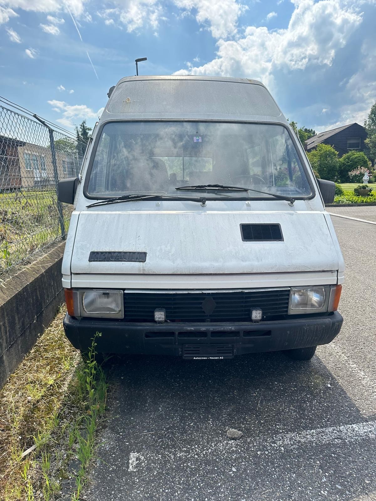 RENAULT TRAFIC