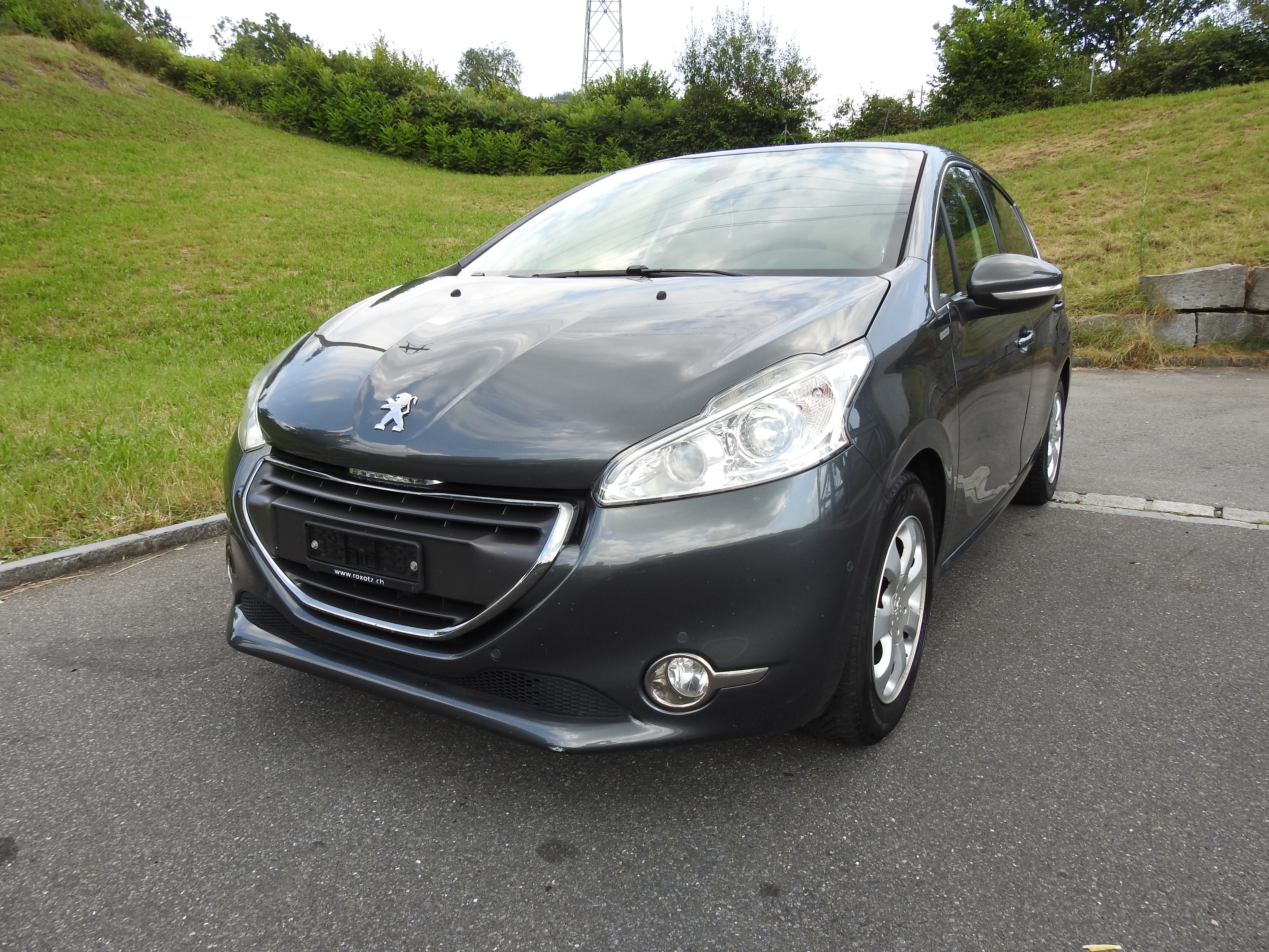 PEUGEOT 208 1.2 VTI Active