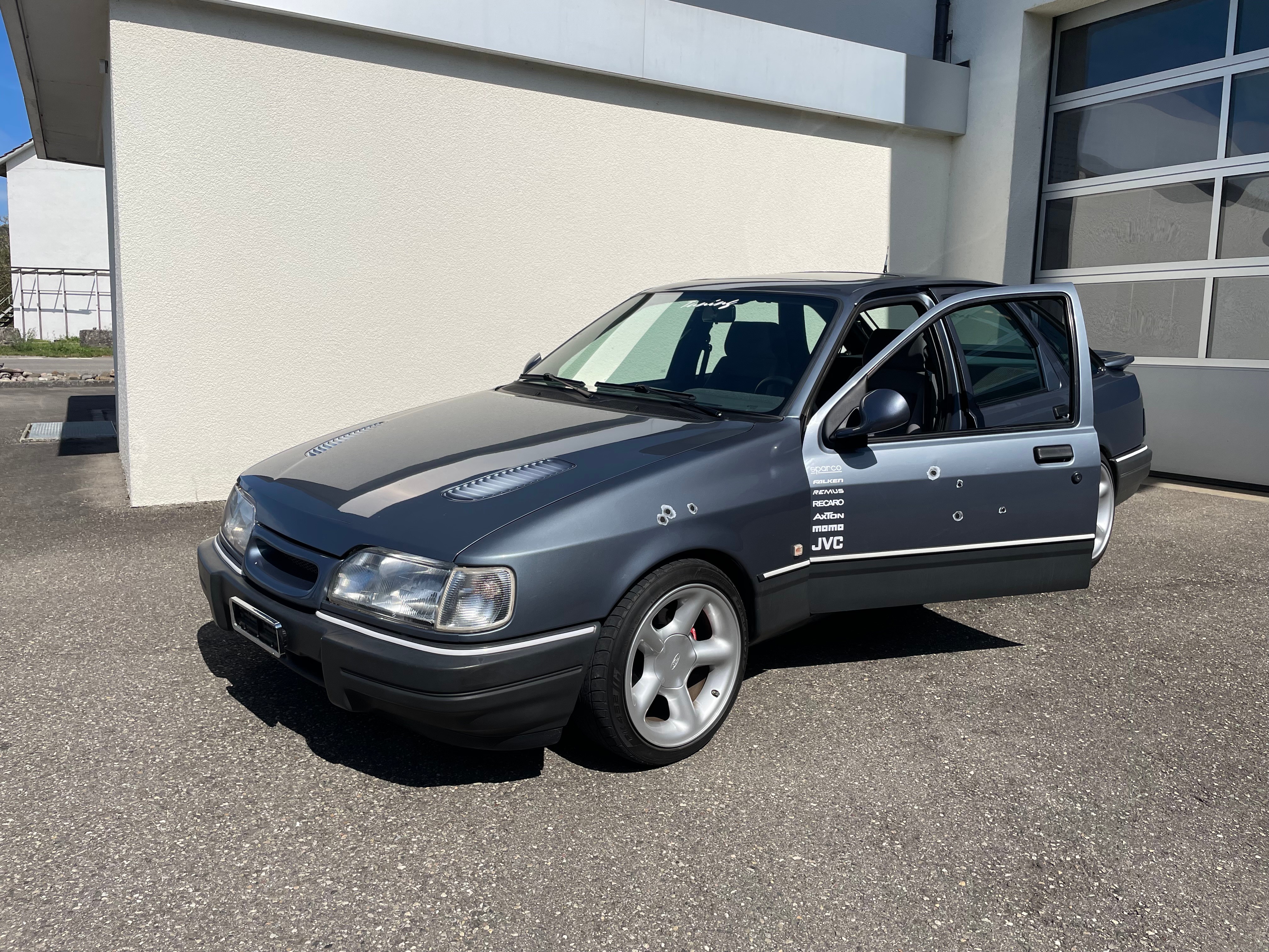 FORD Sierra 2.0i CLX (Leader)