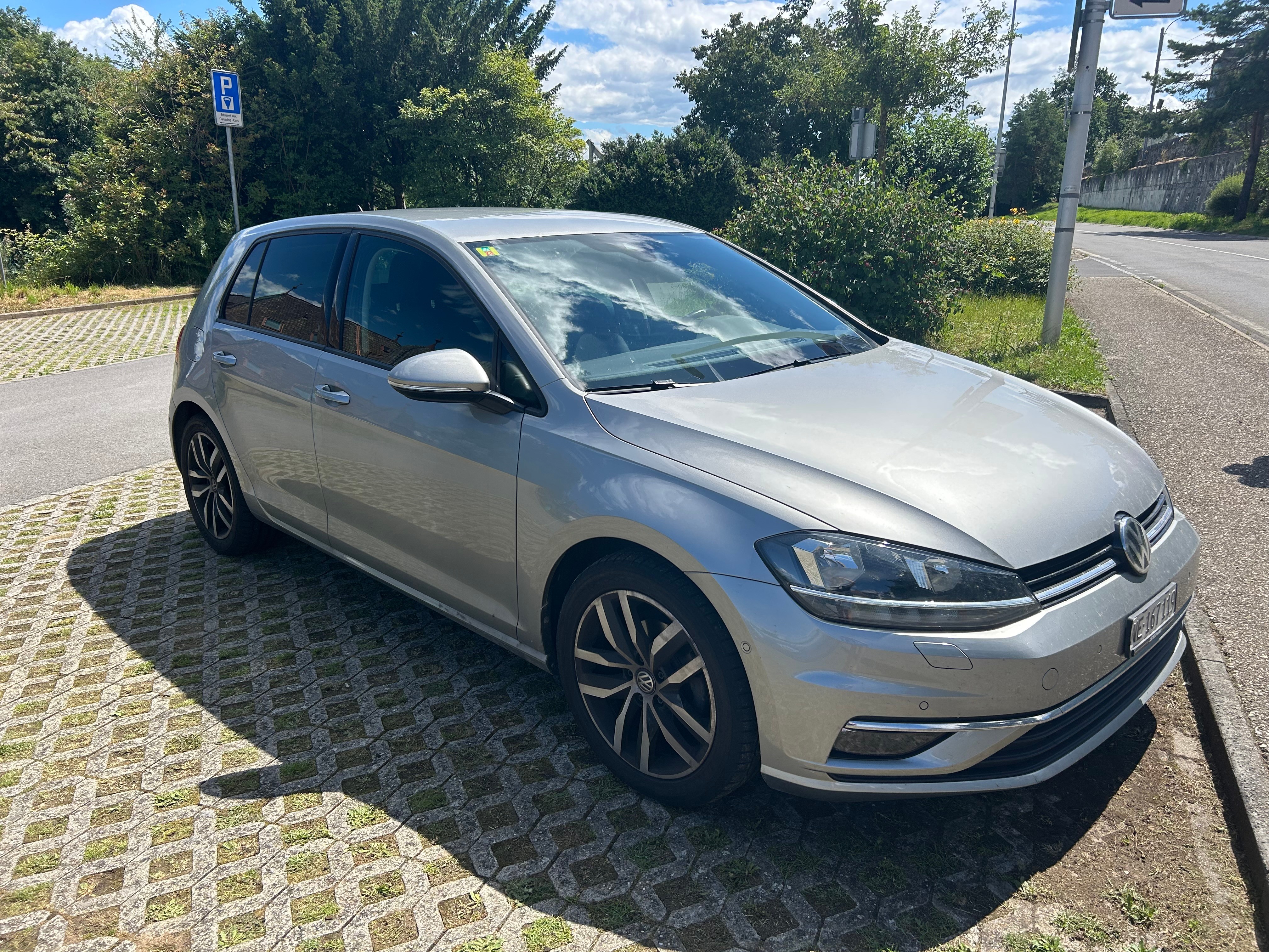 VW Golf 1.0 TSI Swiss Line Plus DSG