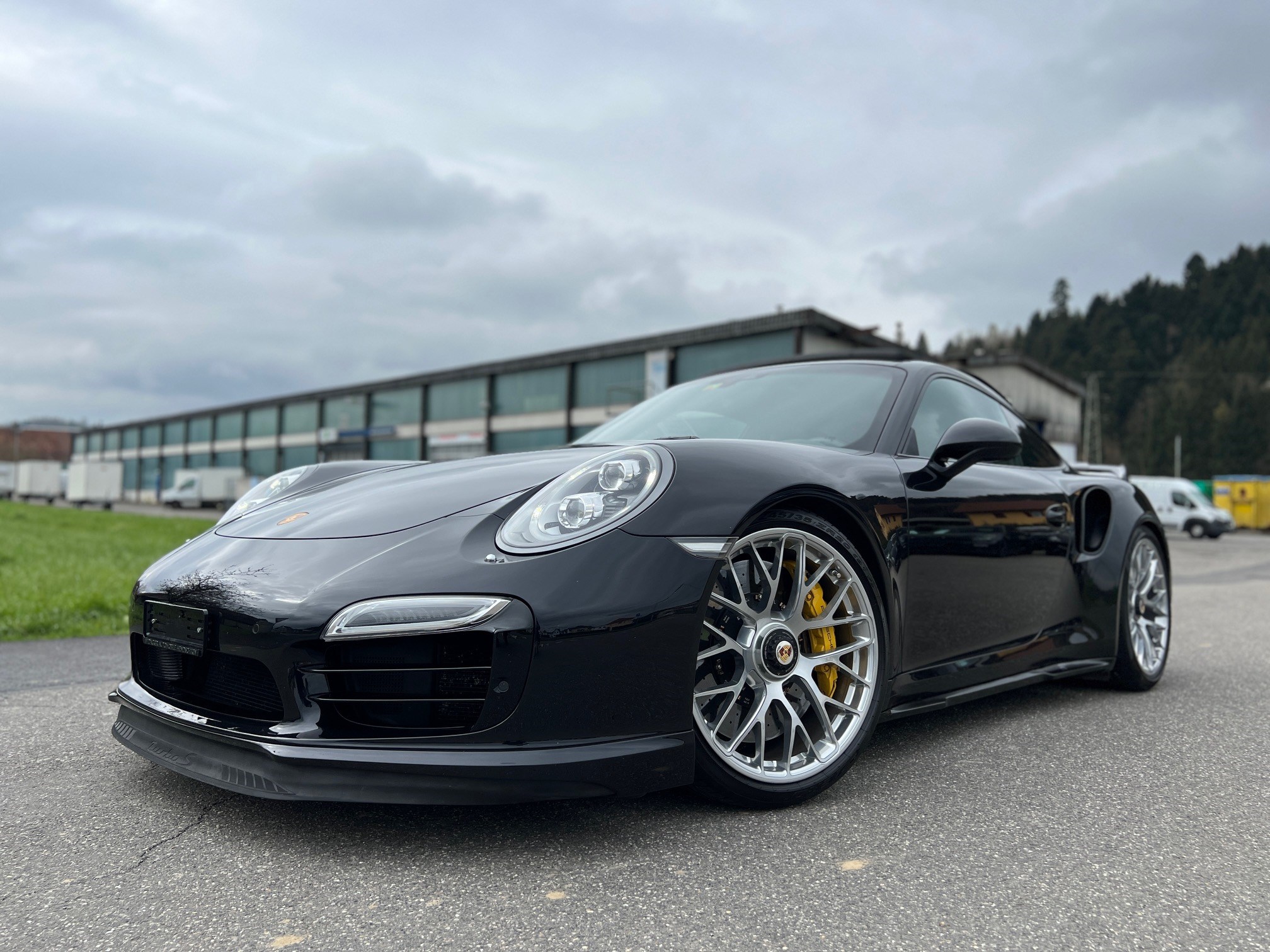 PORSCHE 911 Turbo S PDK