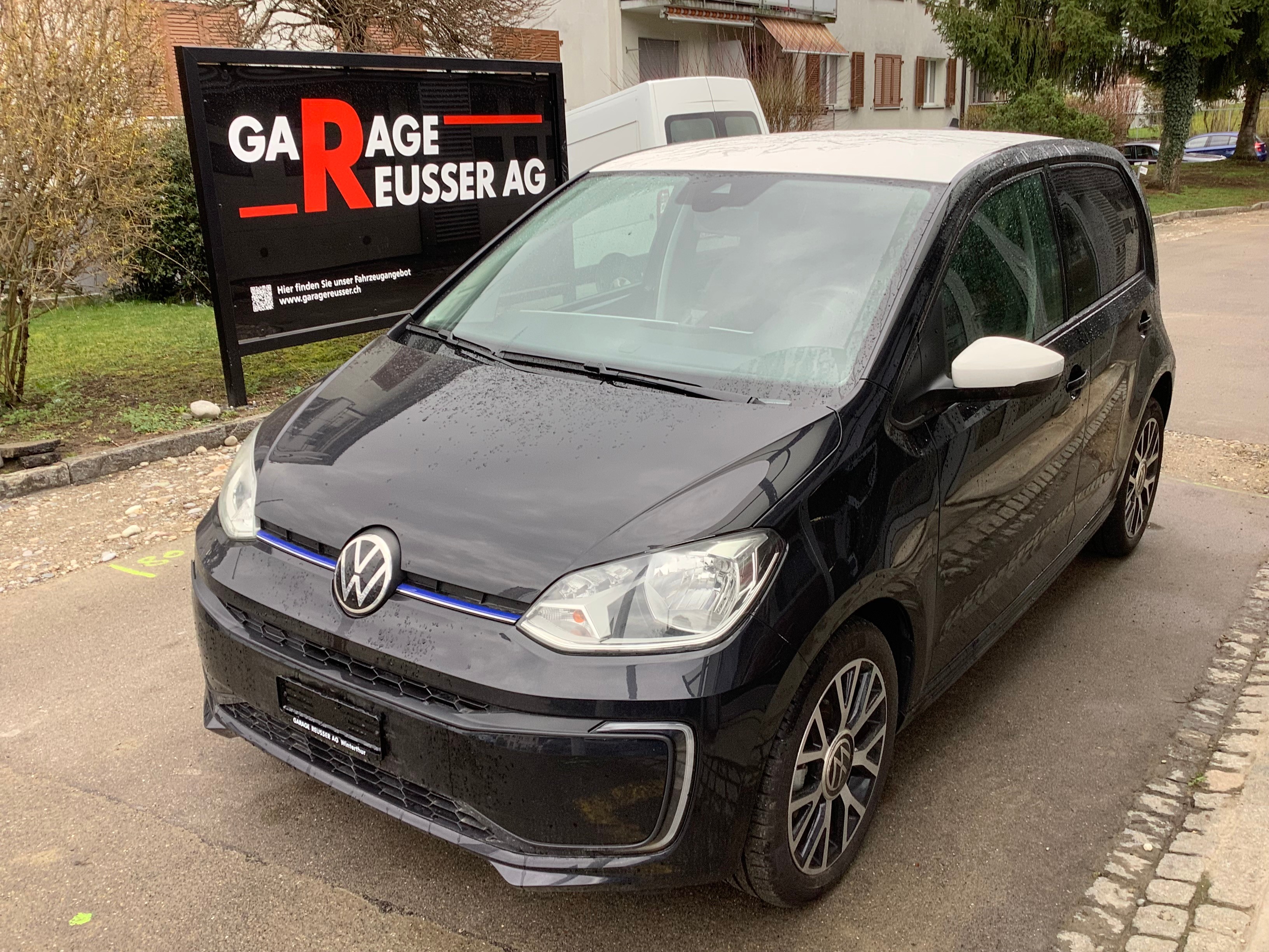 VW E-UP *** Topausstattung mit 2600km ***