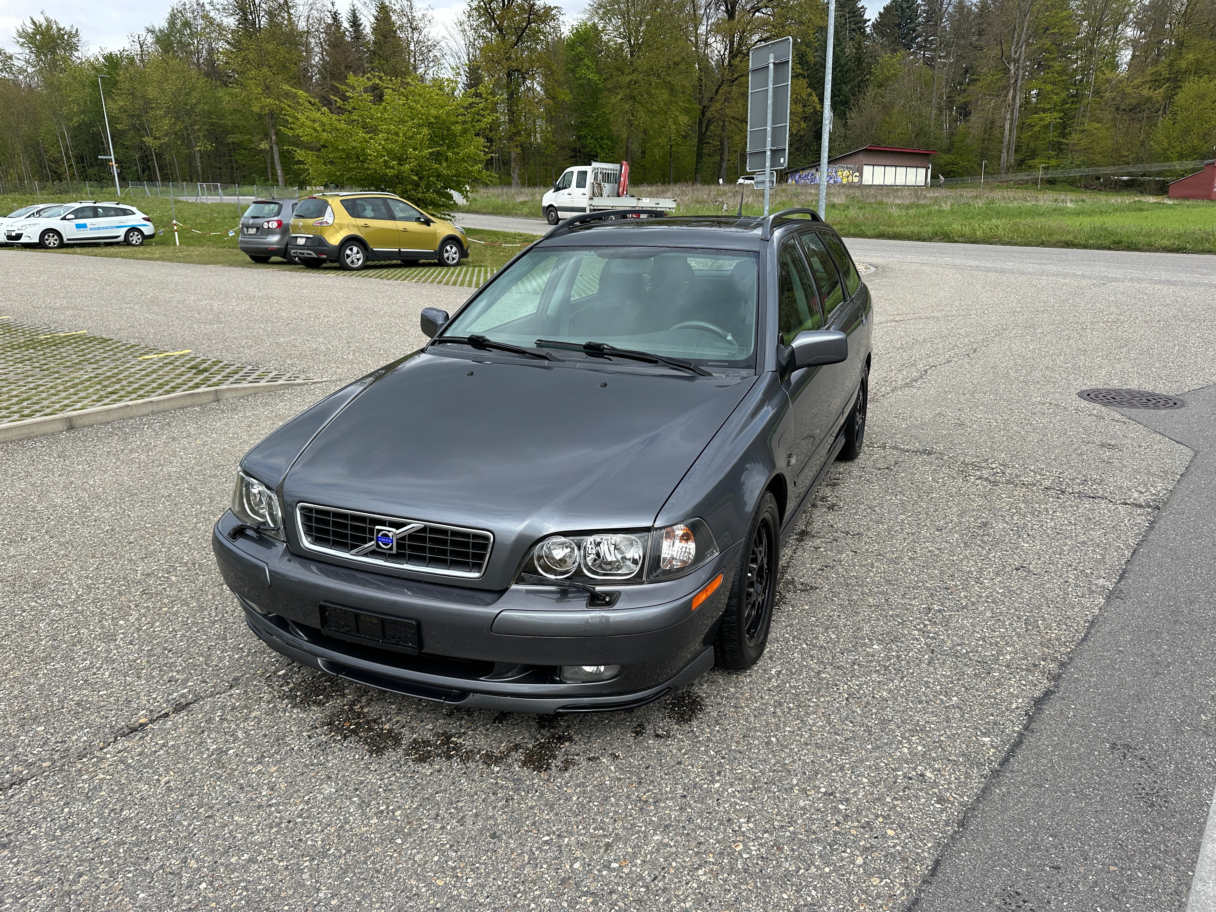 VOLVO V40 T4 Special/Dynamic Edition