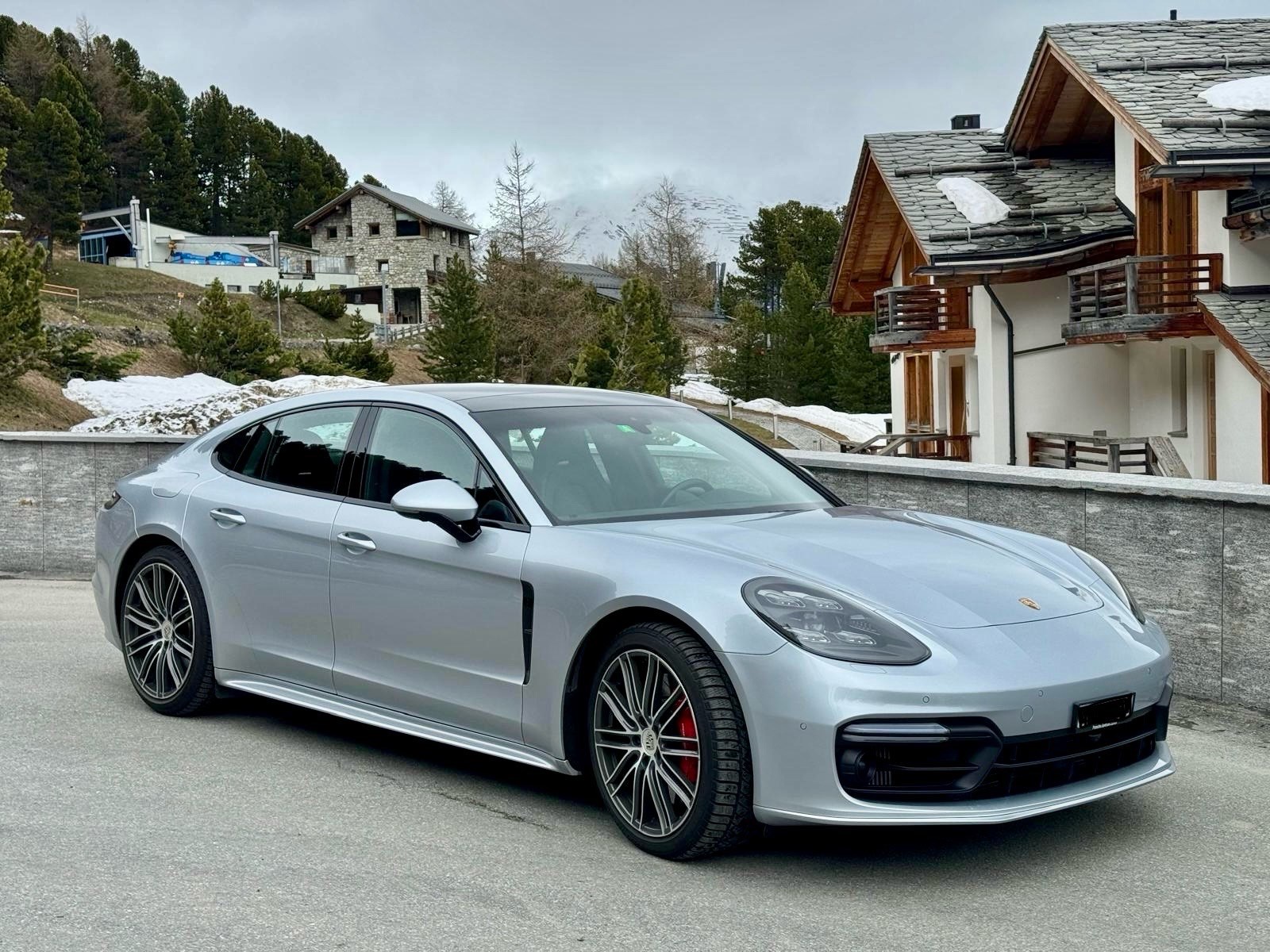 PORSCHE Panamera Turbo PDK