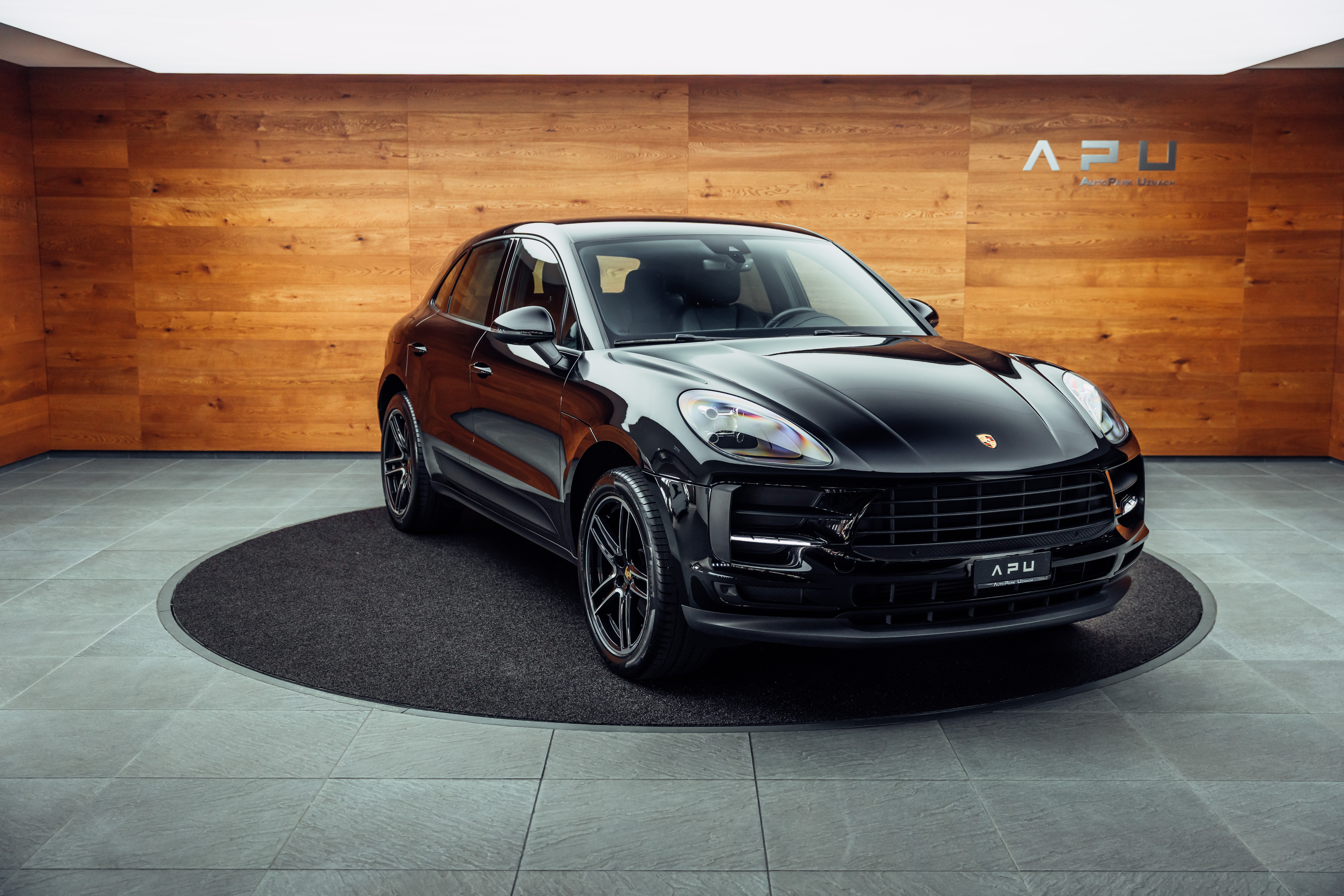 PORSCHE Macan PDK