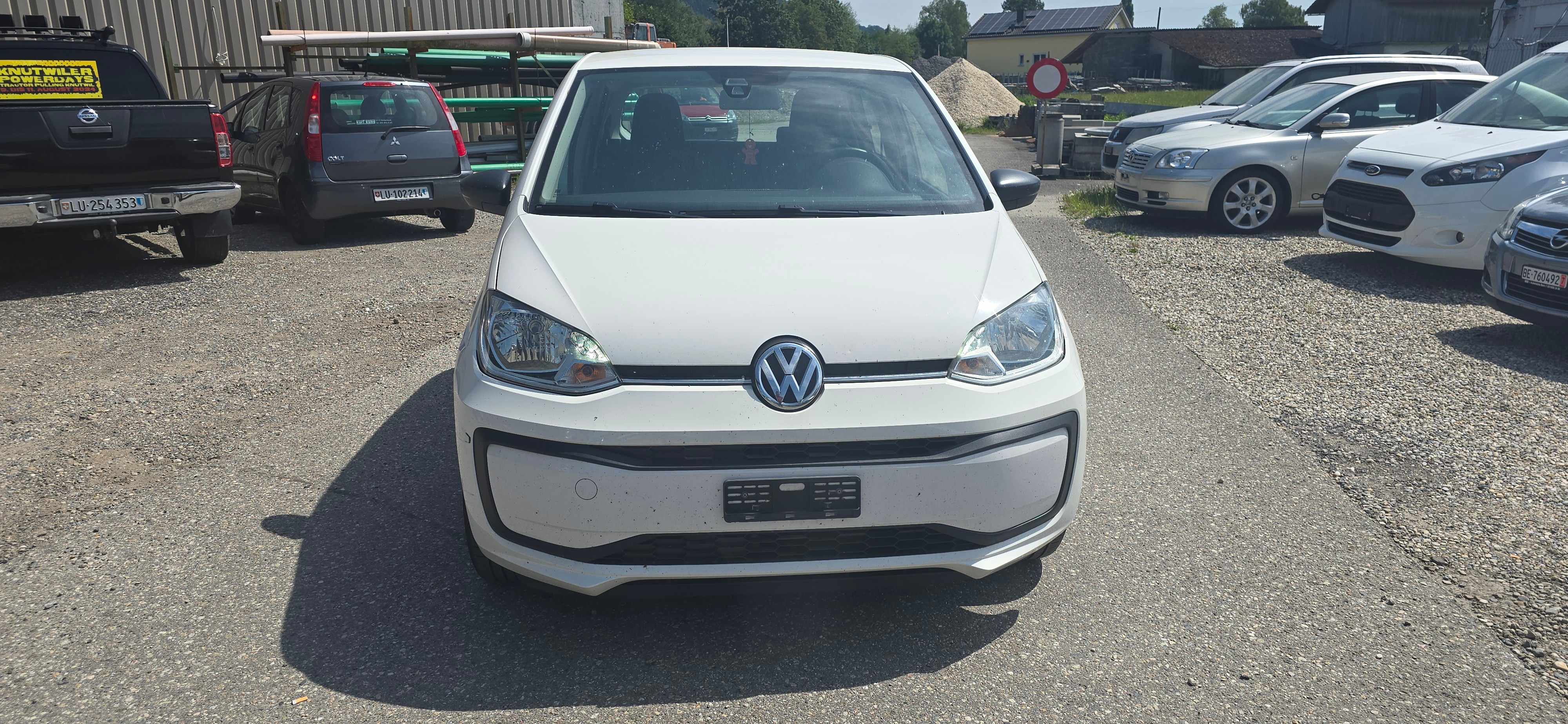 VW Up 1.0 take up