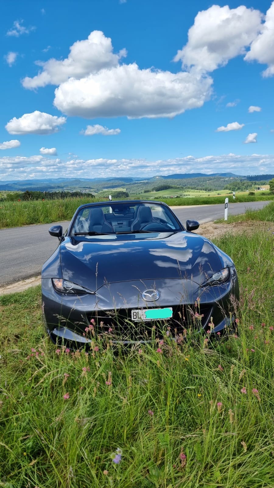 MAZDA MX-5 skyactive revolution