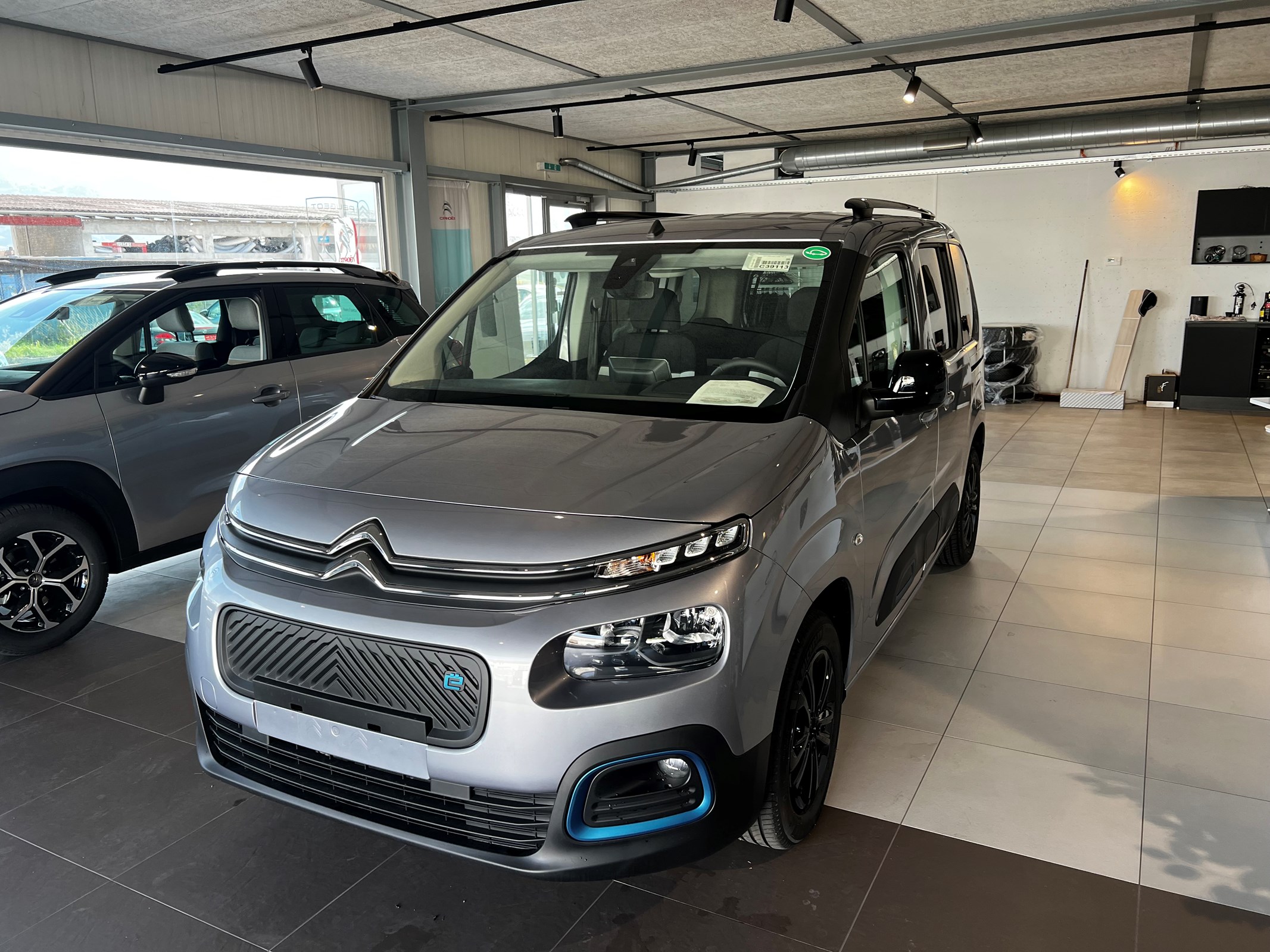 CITROEN e-Berlingo Shine