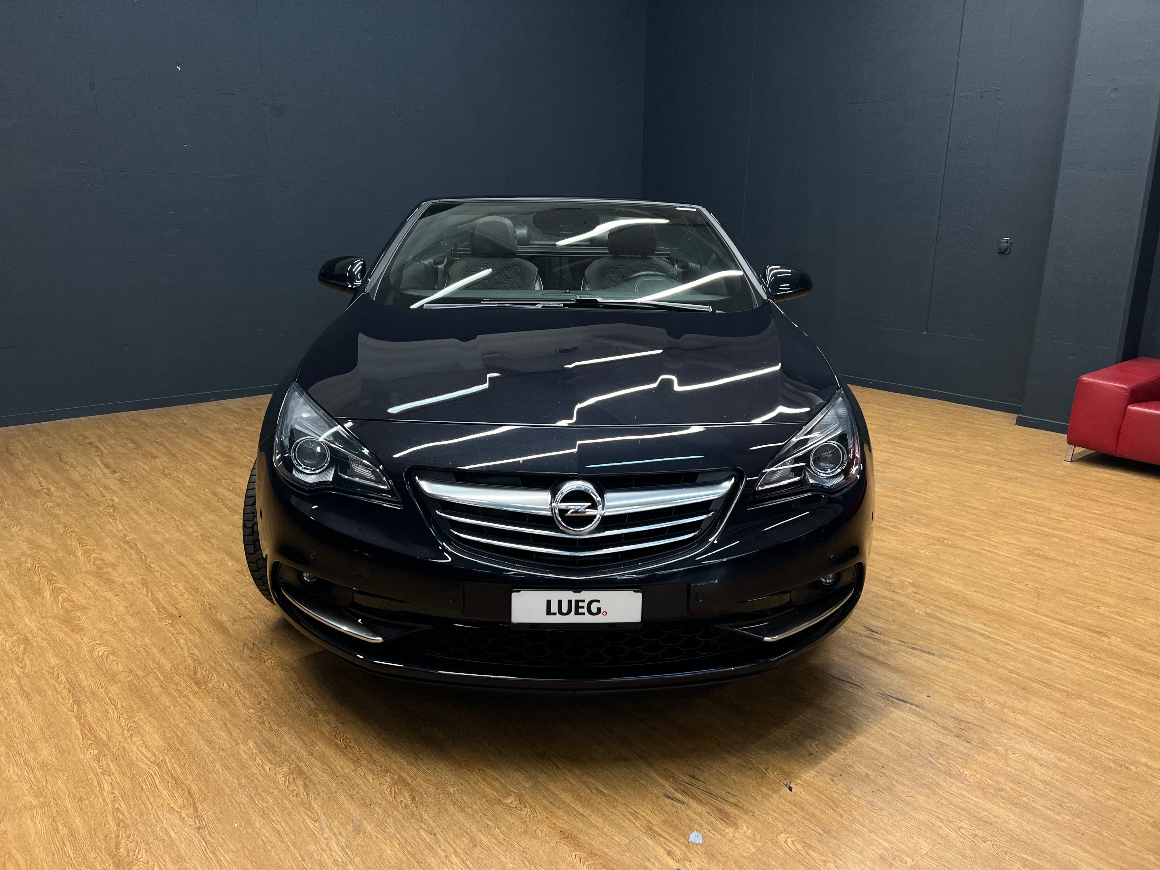 OPEL Cascada 1.6i 16V - Automat - Cabrio