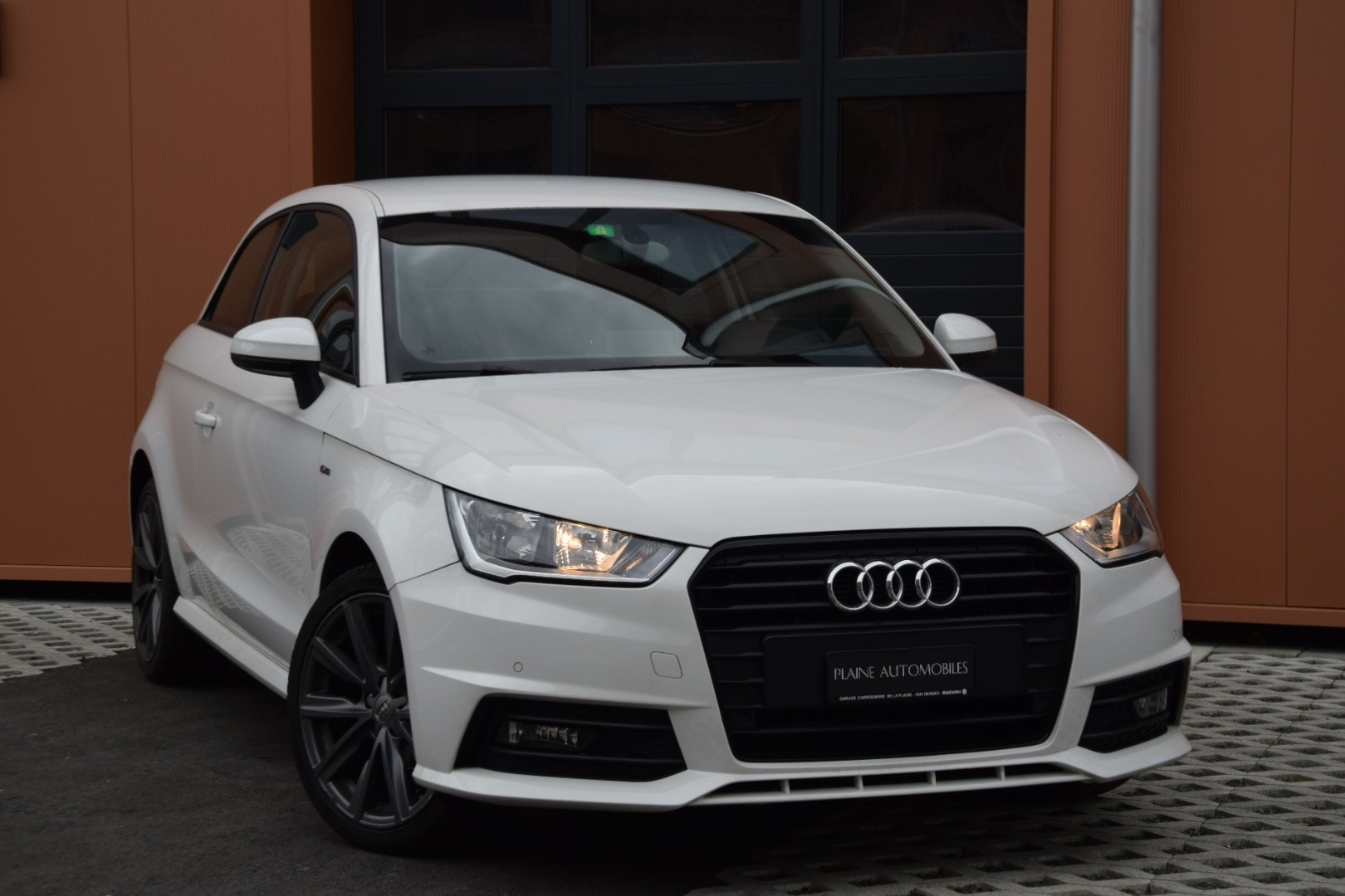 AUDI A1 1.0 TFSI S-tronic