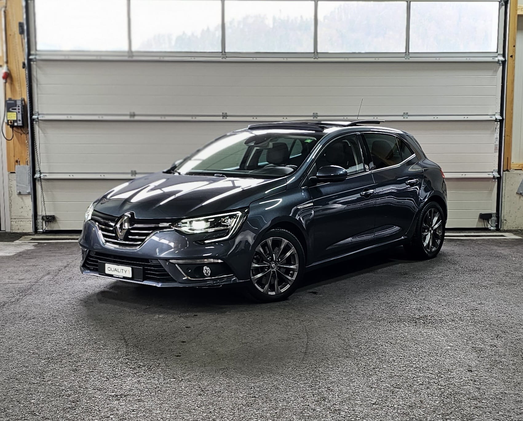 RENAULT Mégane 1.6 16V Turbo 90th Anniversary EDC *CH Fahrzeug*