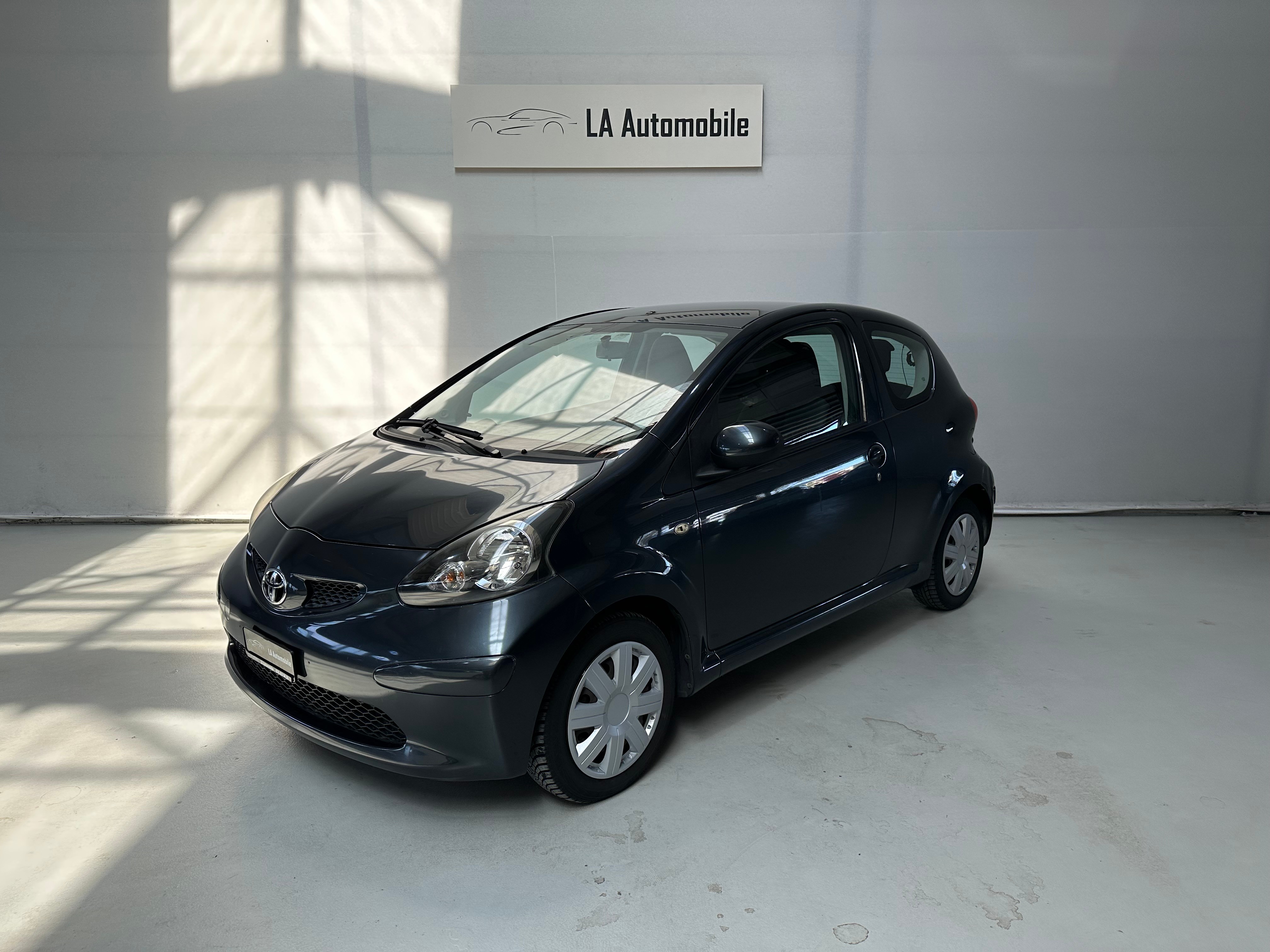 TOYOTA Aygo 1.0 Linea Sol