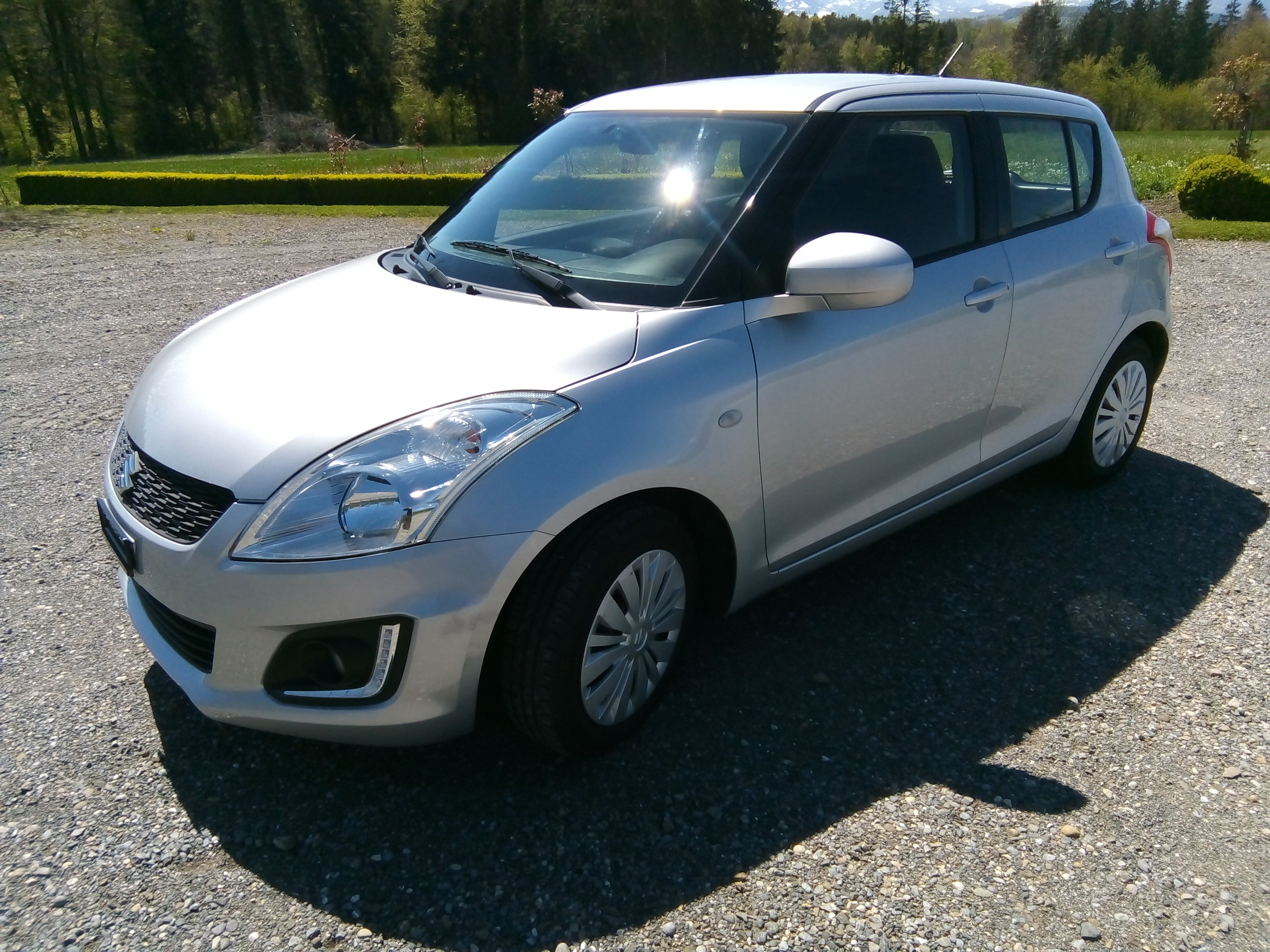 SUZUKI Swift 1.2i 16V Compact Top