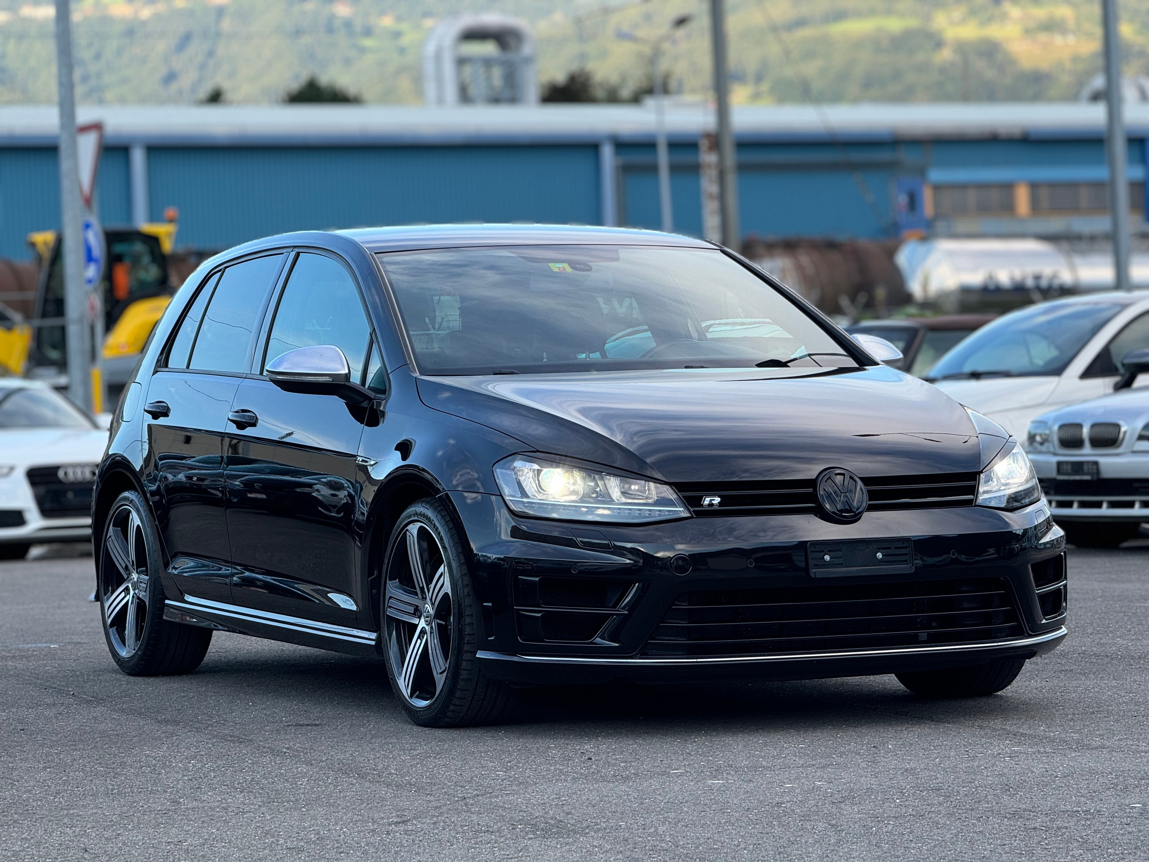 VW Golf 2.0 TSI R 4Motion DSG