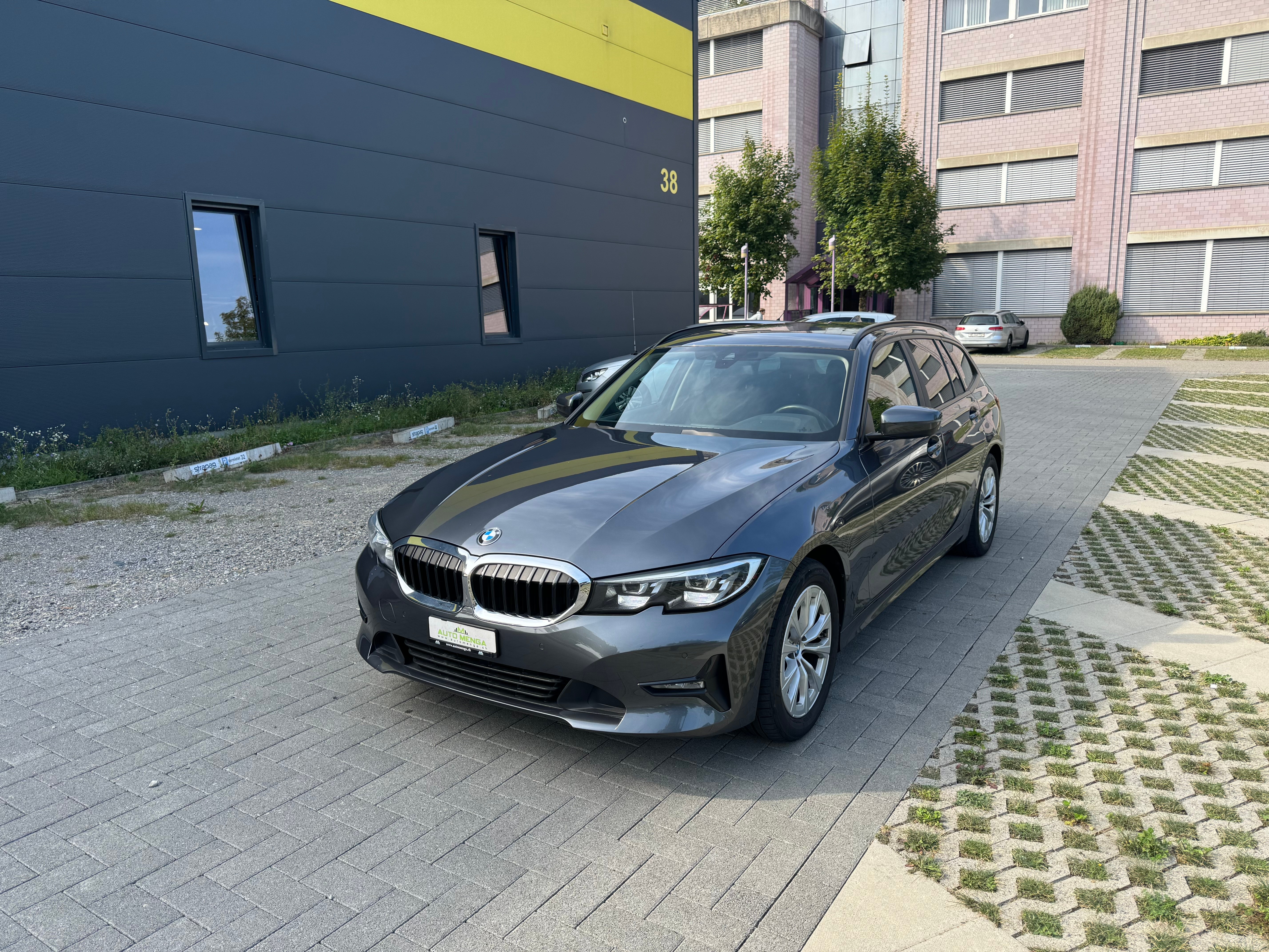 BMW 320d xDrive 48V Touring Steptronic